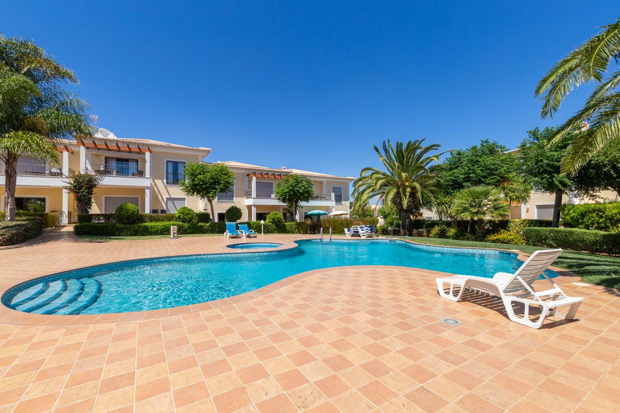 Santa Maria Apartment at Porto de Mos beach view 4