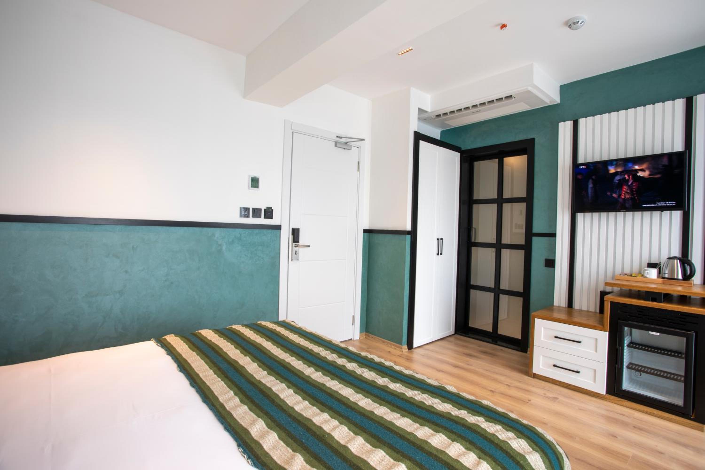 Fragments Otel - Image 22