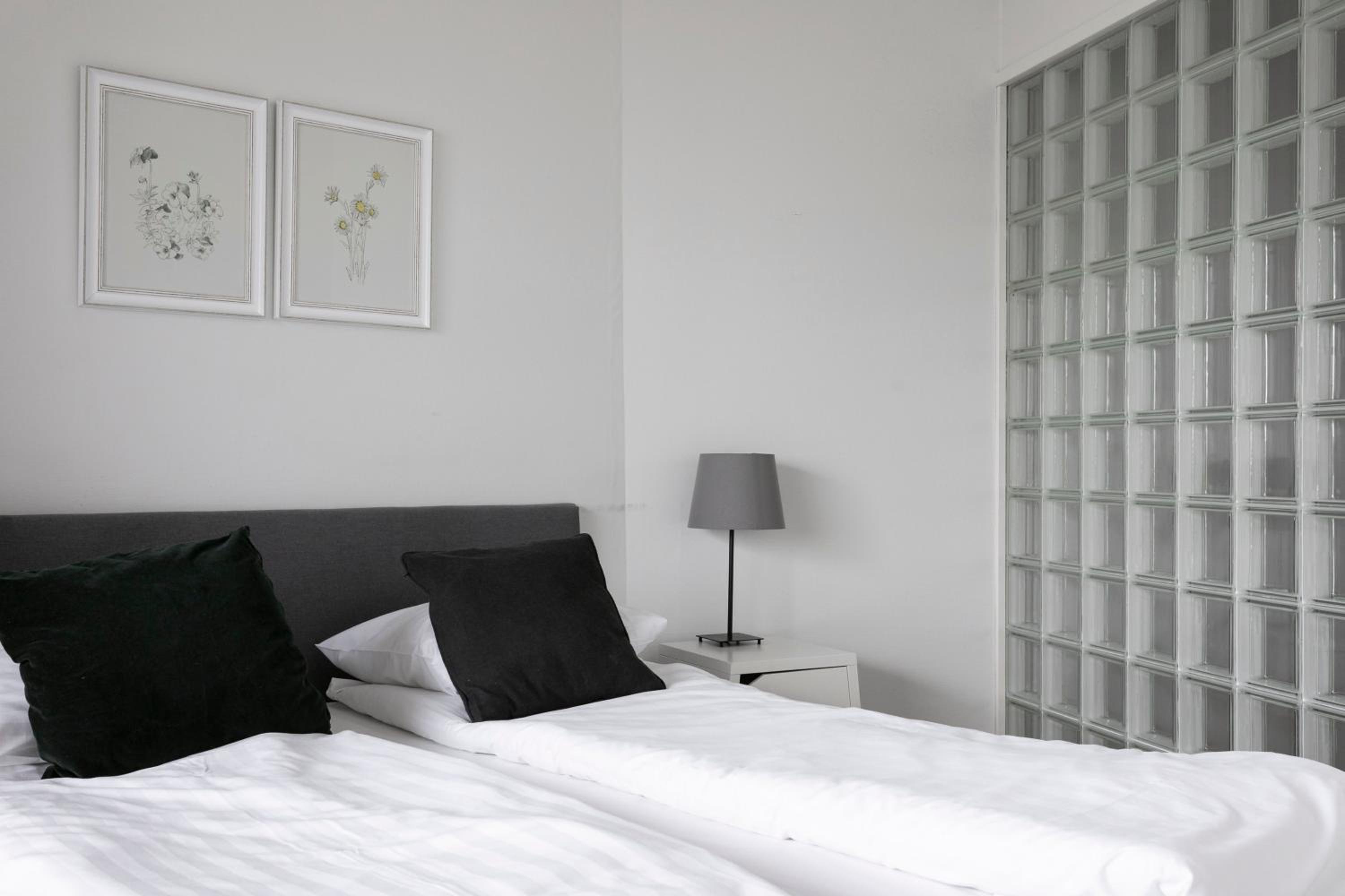 2ndhomes Apartment in Kamppi Center with Sauna and Balcony