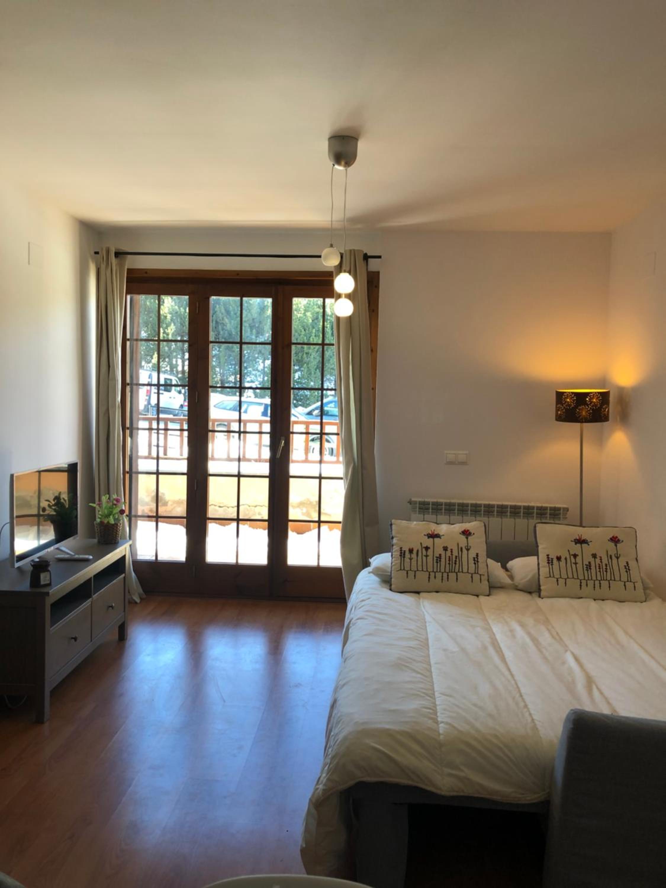 Apartamento frente Pistas de Esquí La Molina view 3