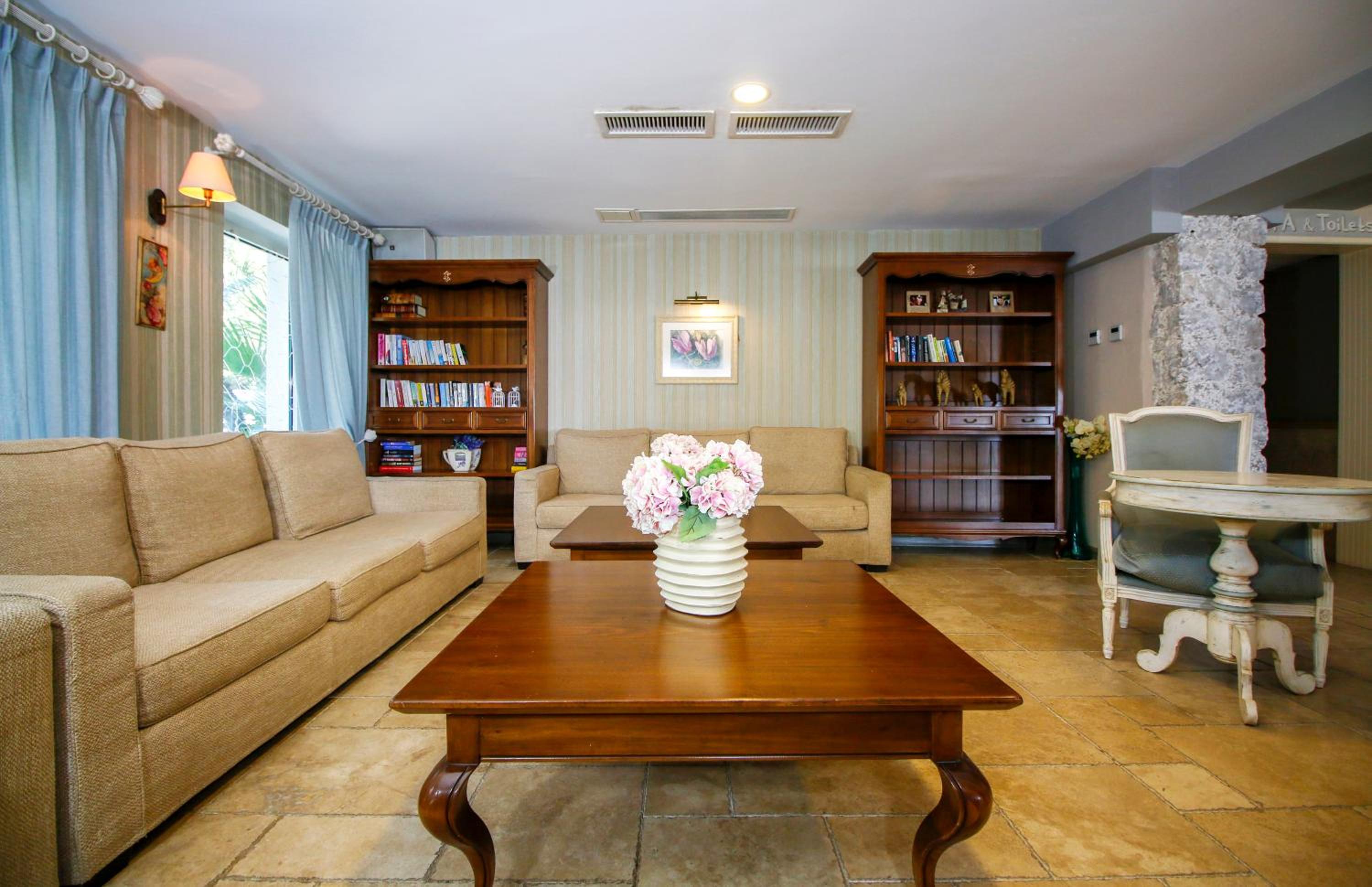 Joya Del Mar Hotel - Image 11