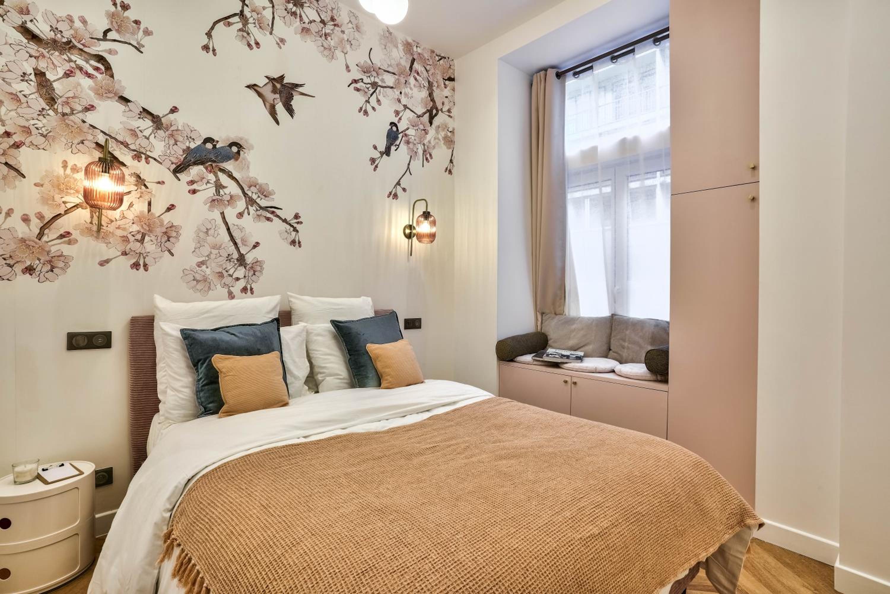 NEW Eiffel Tour ! Splendid Apartments in the Heart of Paris