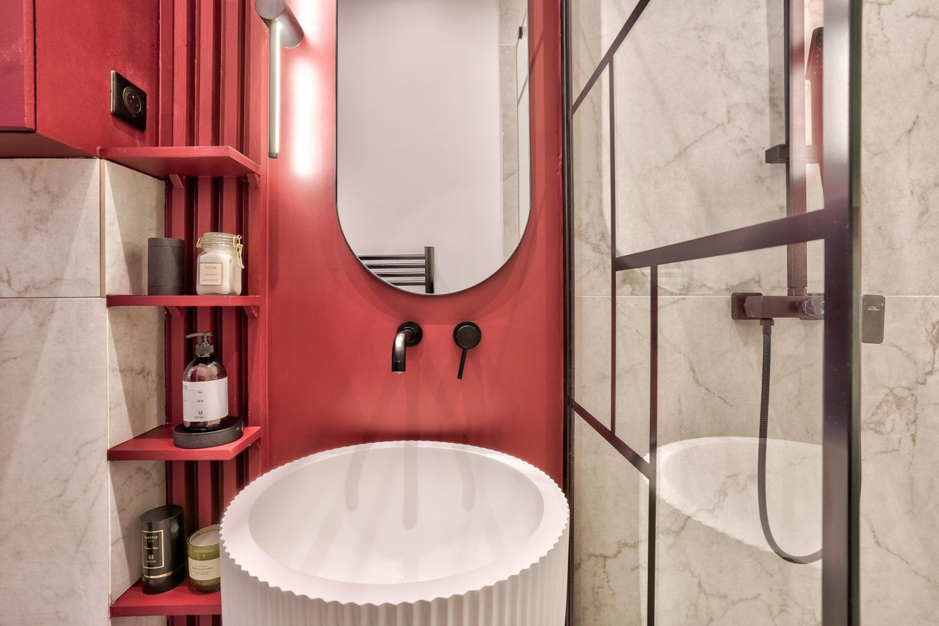 NEW Eiffel Tour ! Splendid Apartments in the Heart of Paris