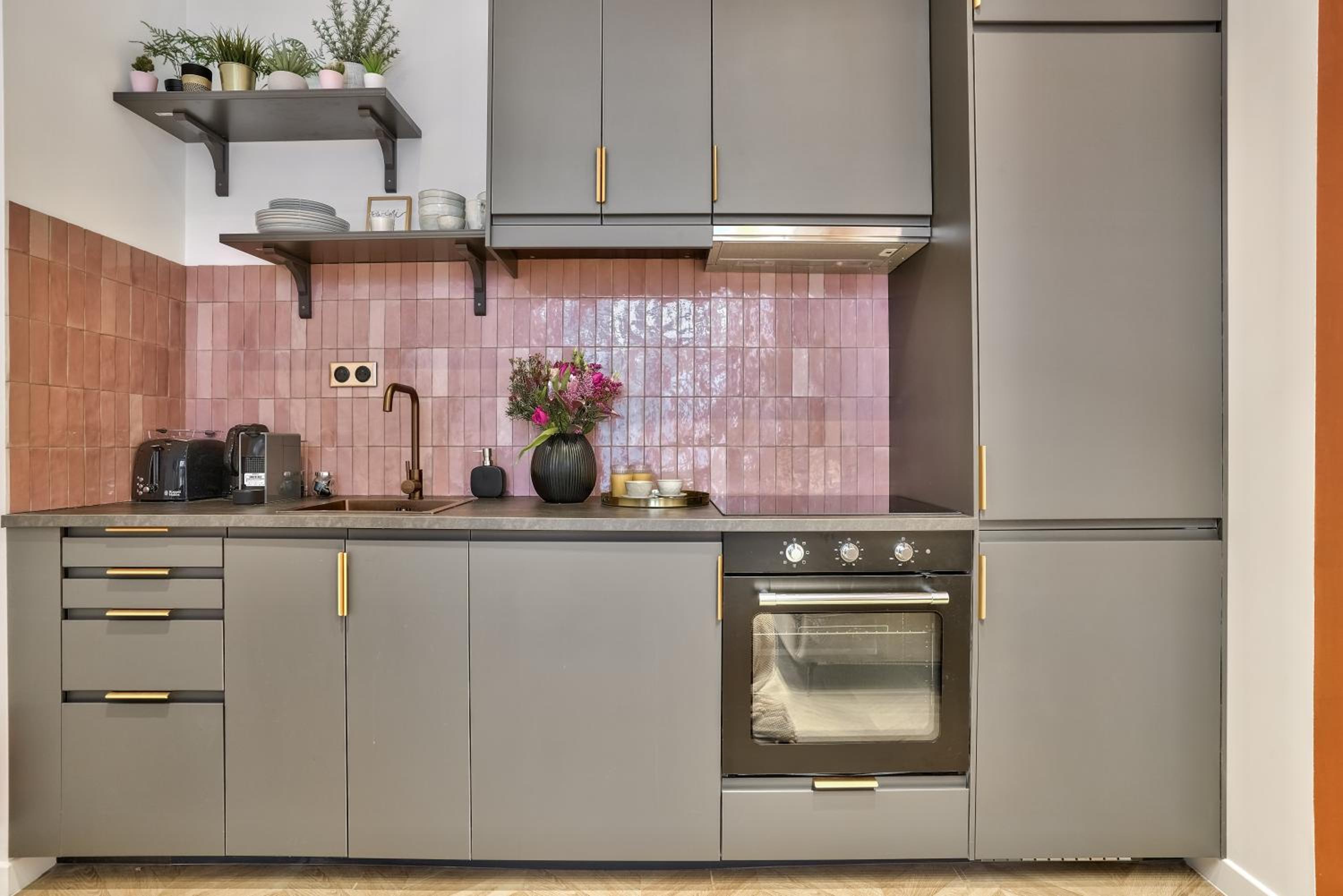 NEW Eiffel Tour ! Splendid Apartments in the Heart of Paris