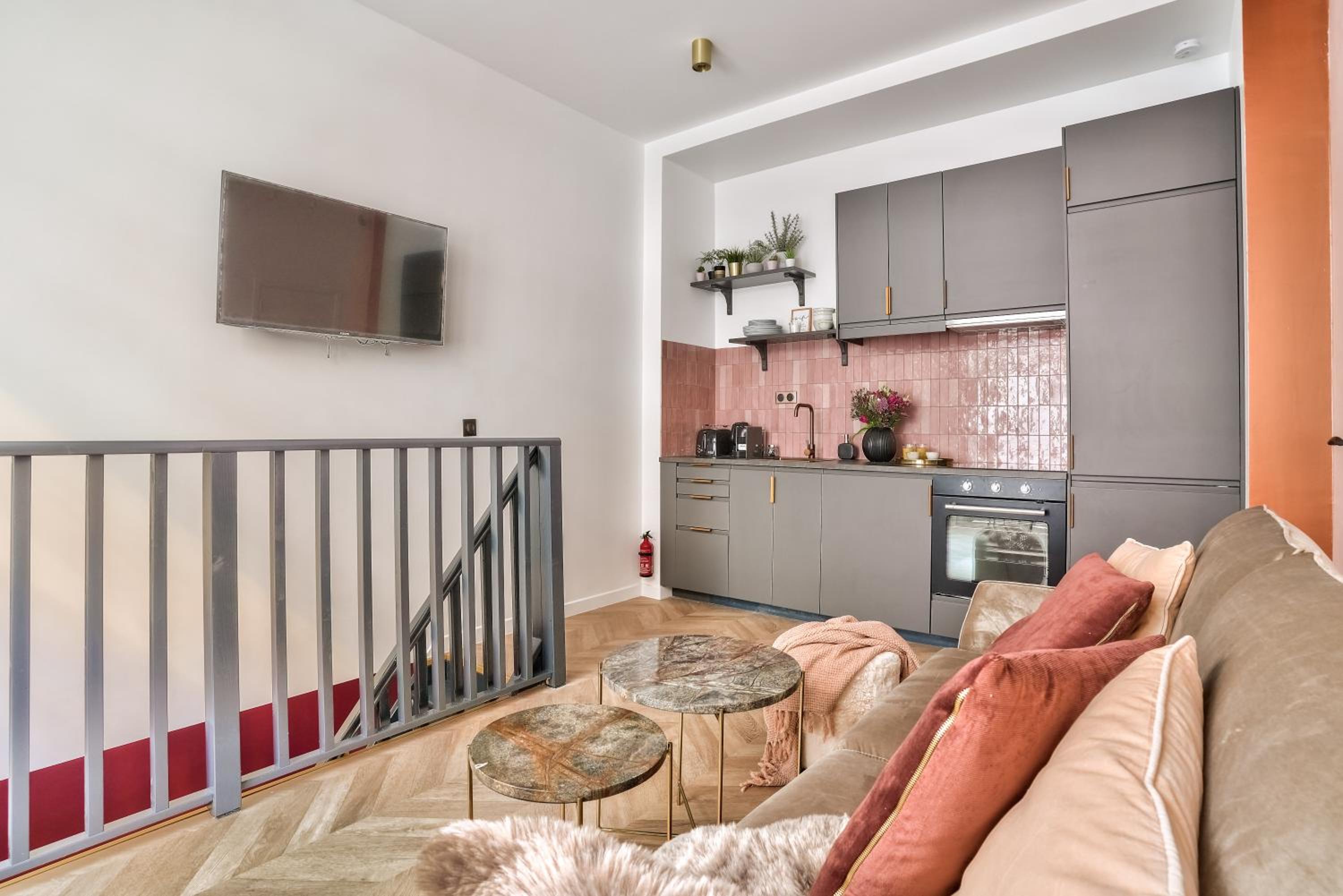 NEW Eiffel Tour ! Splendid Apartments in the Heart of Paris