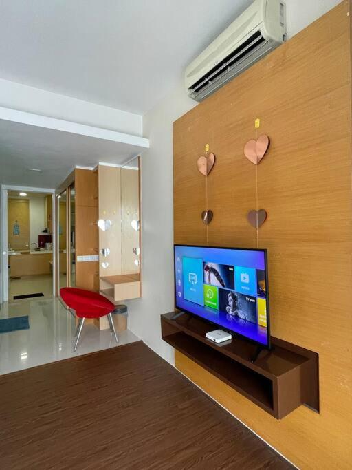 Private Jacuzzi Staycation at KL City 1014
