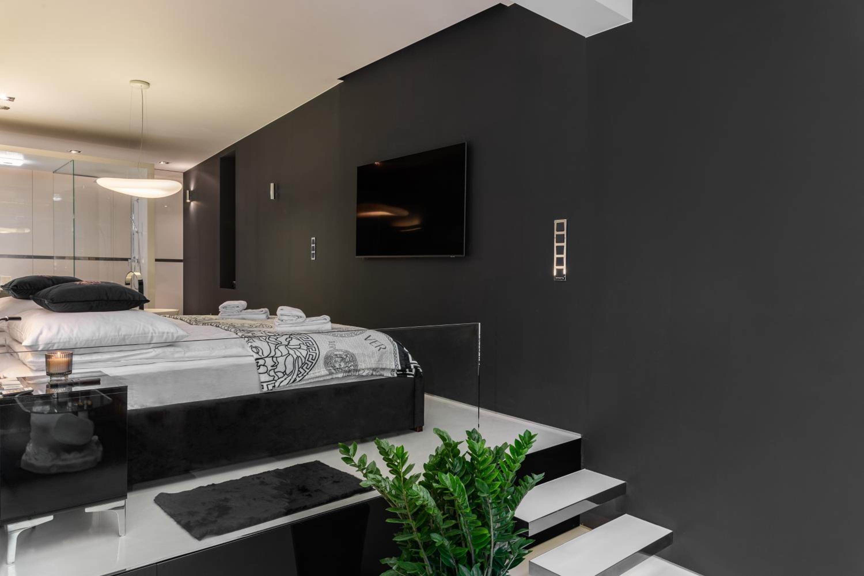 Apartament z jacuzzi City Life Centrum view 5
