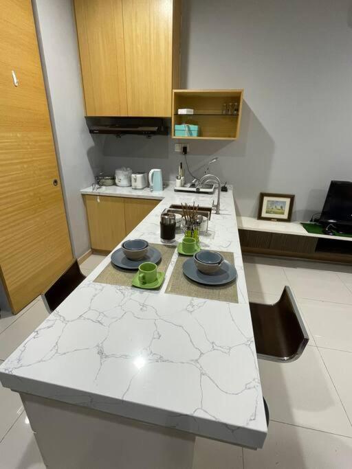 Private Jacuzzi Staycation at KL City 721