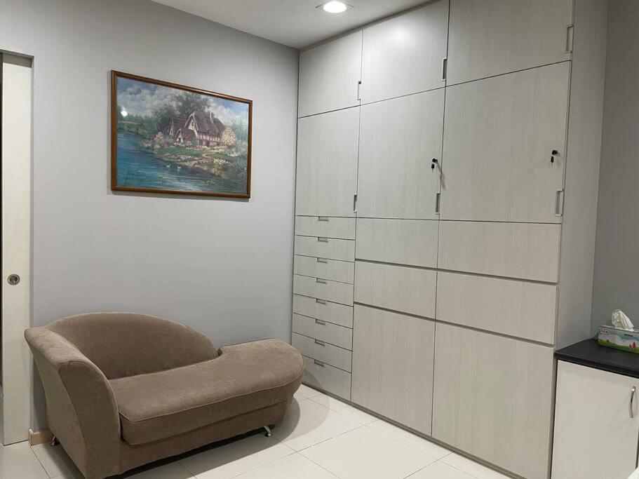 Private Jacuzzi Staycation at KL City 721