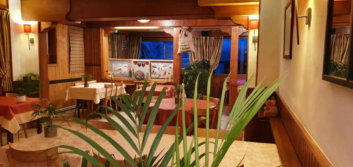 restaurant