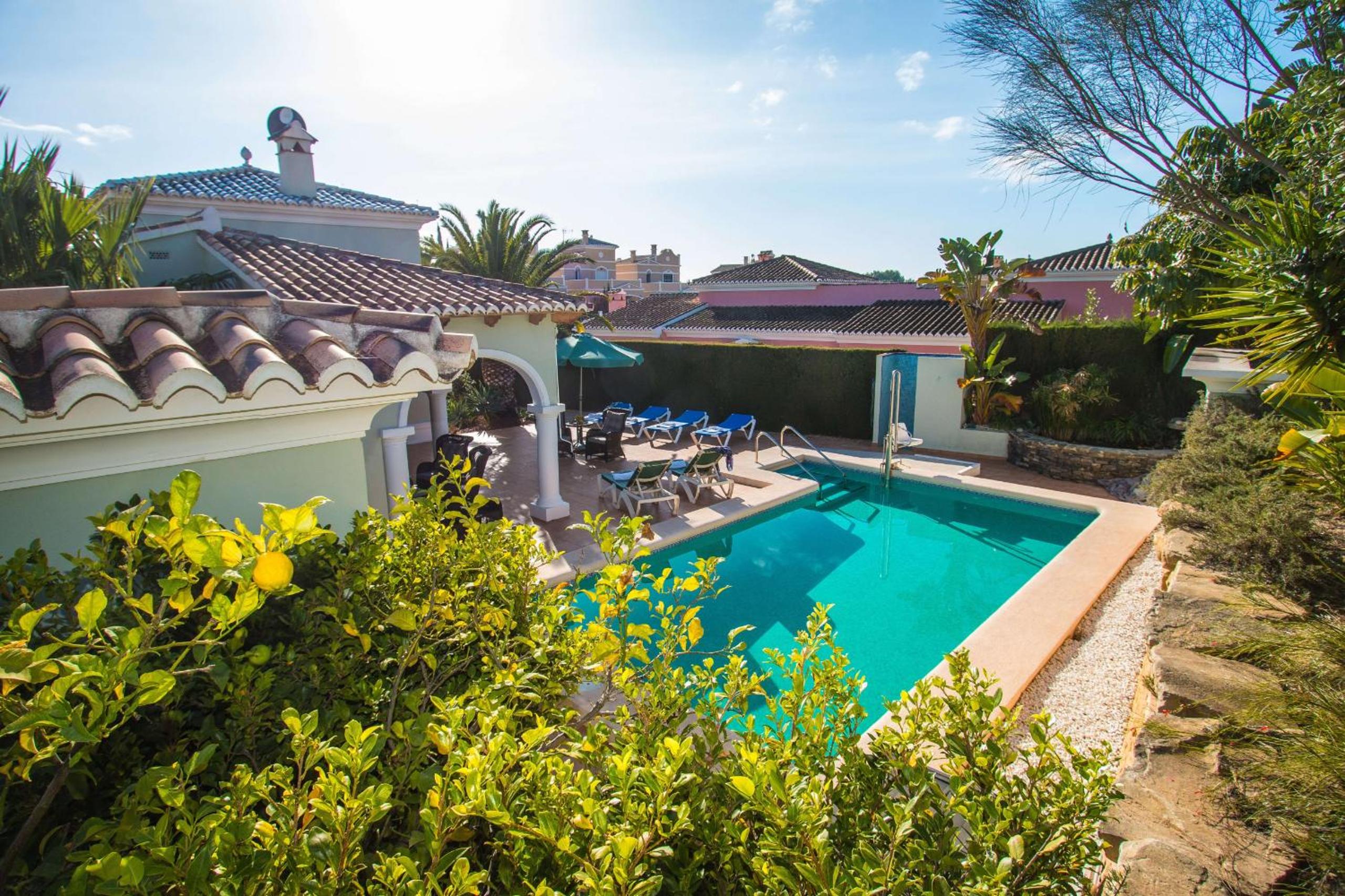 Villa Yoko - Plusholidays view 2