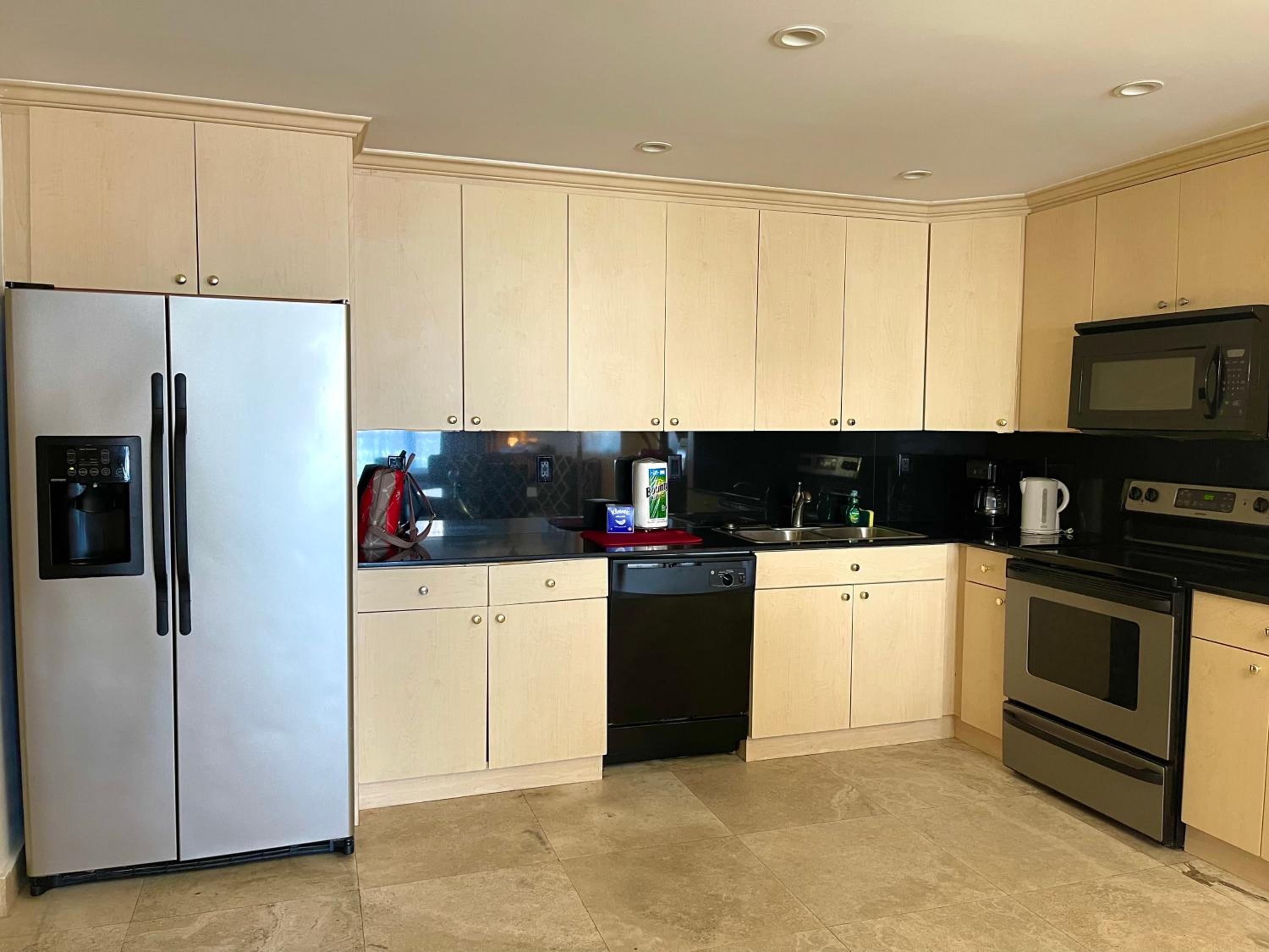 Sunny Isles COMFOR Apartments OCEAN RESERVE view 5