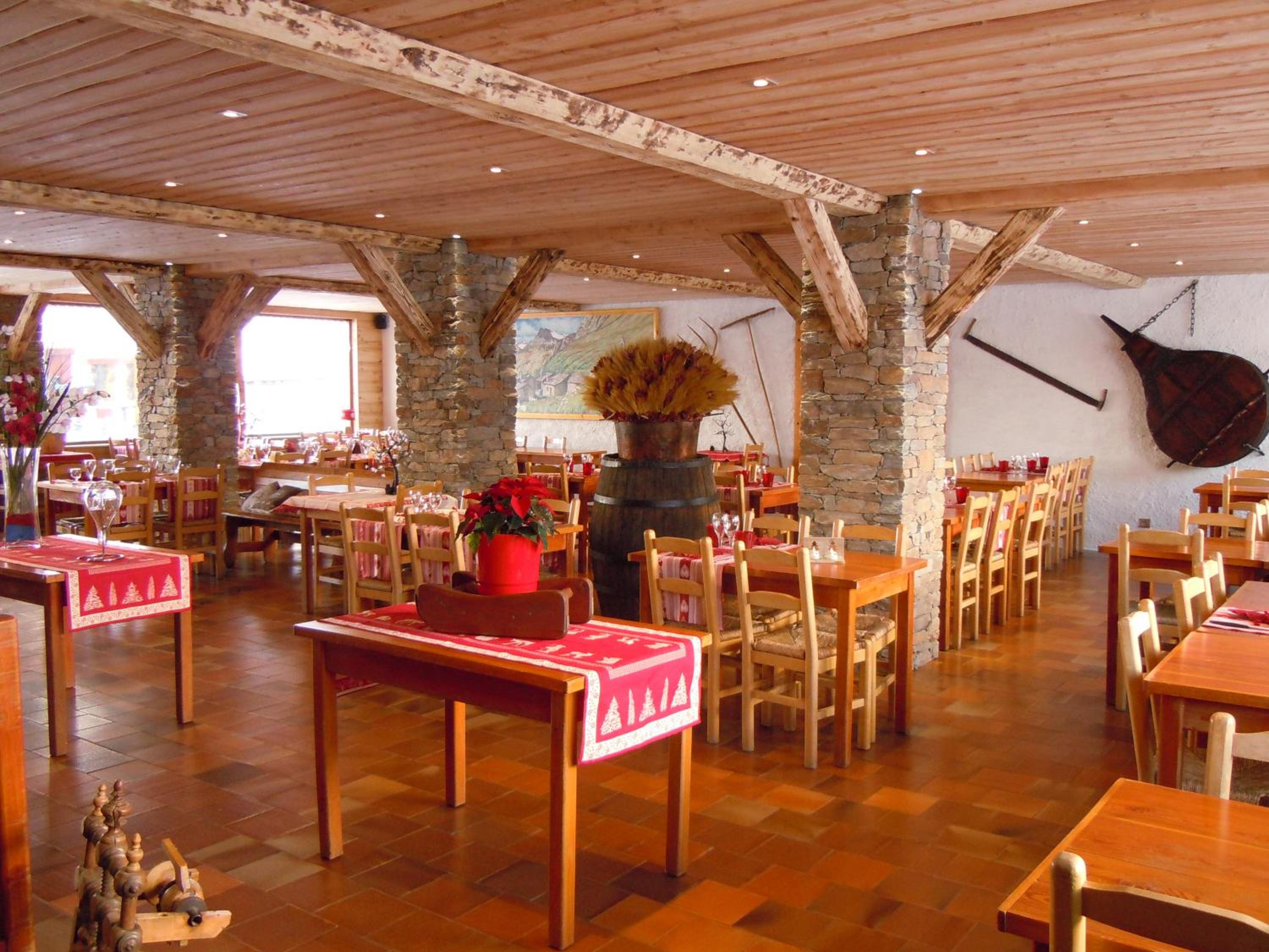 restaurant