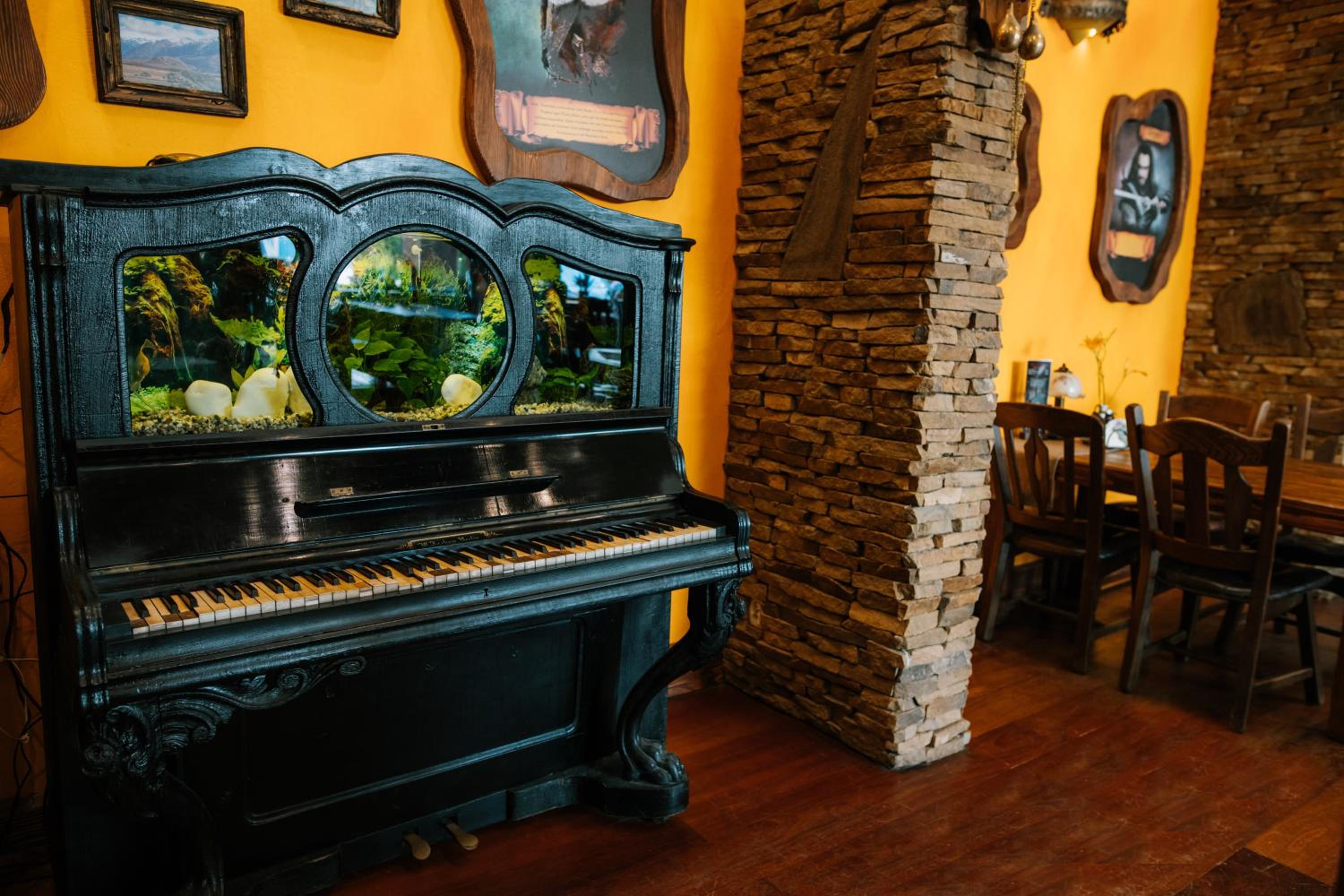 restaurant
