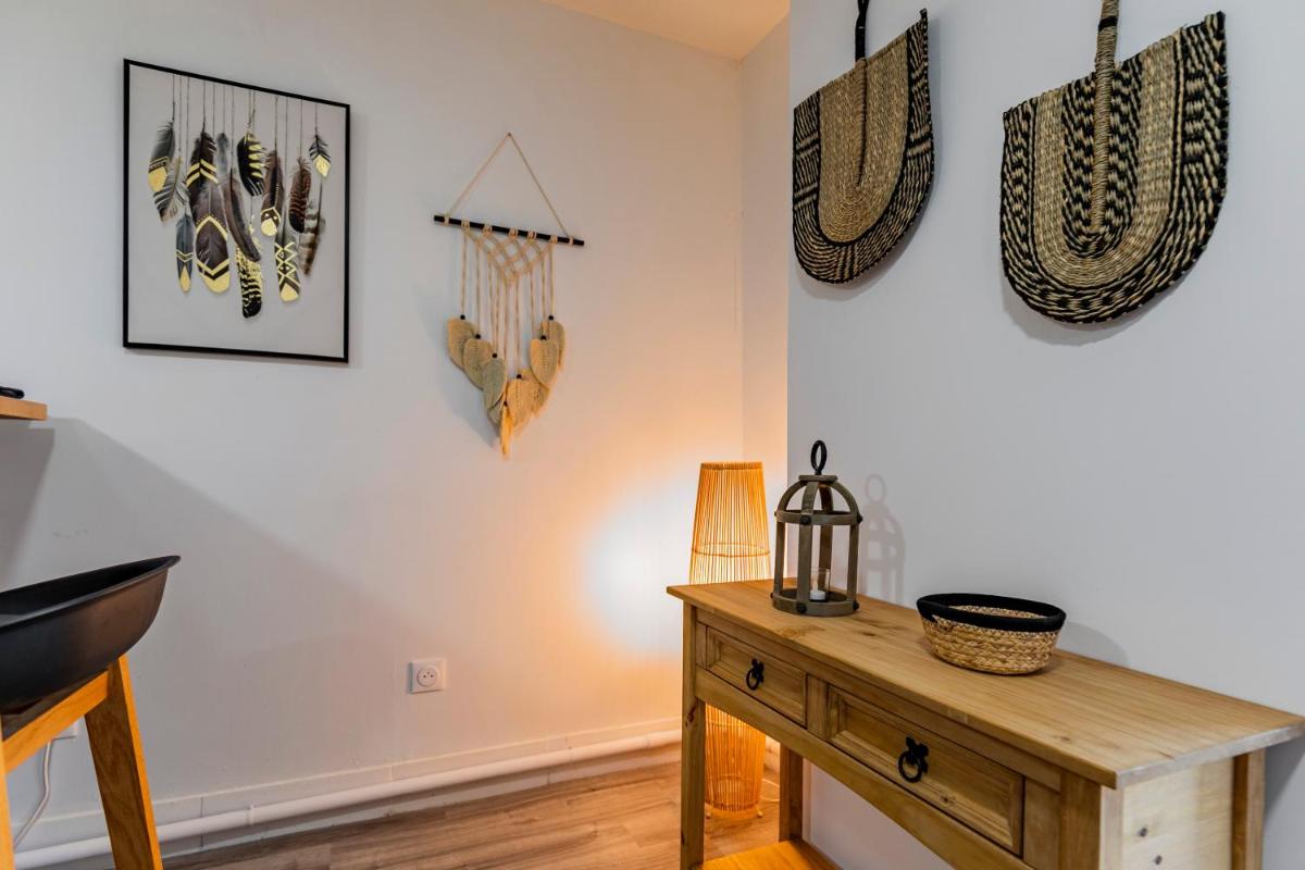 Hotel Zen & Spa - Maison Cosy - Eysines - Netflix