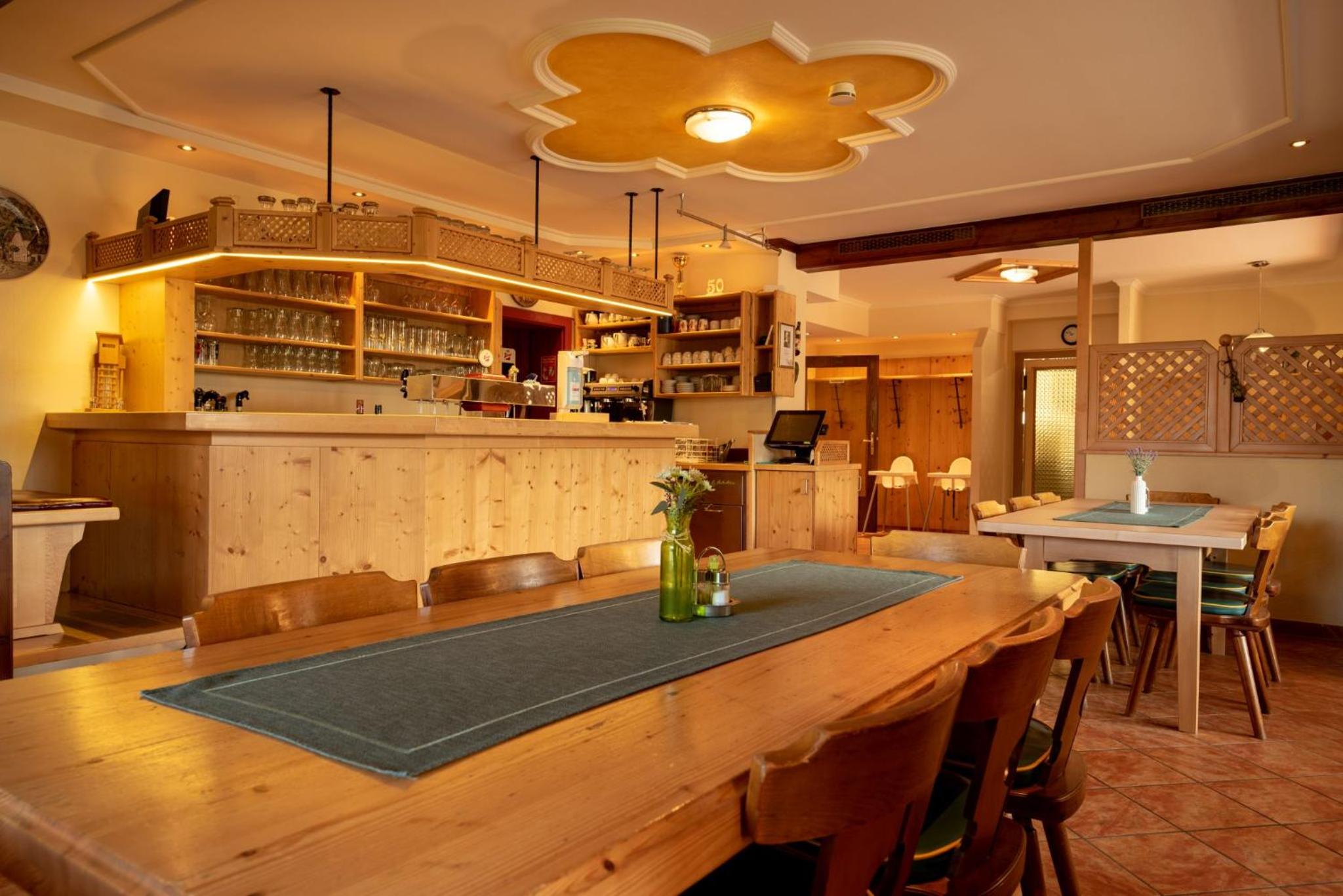 s'Wirtshaus by Alpine Genusswelten