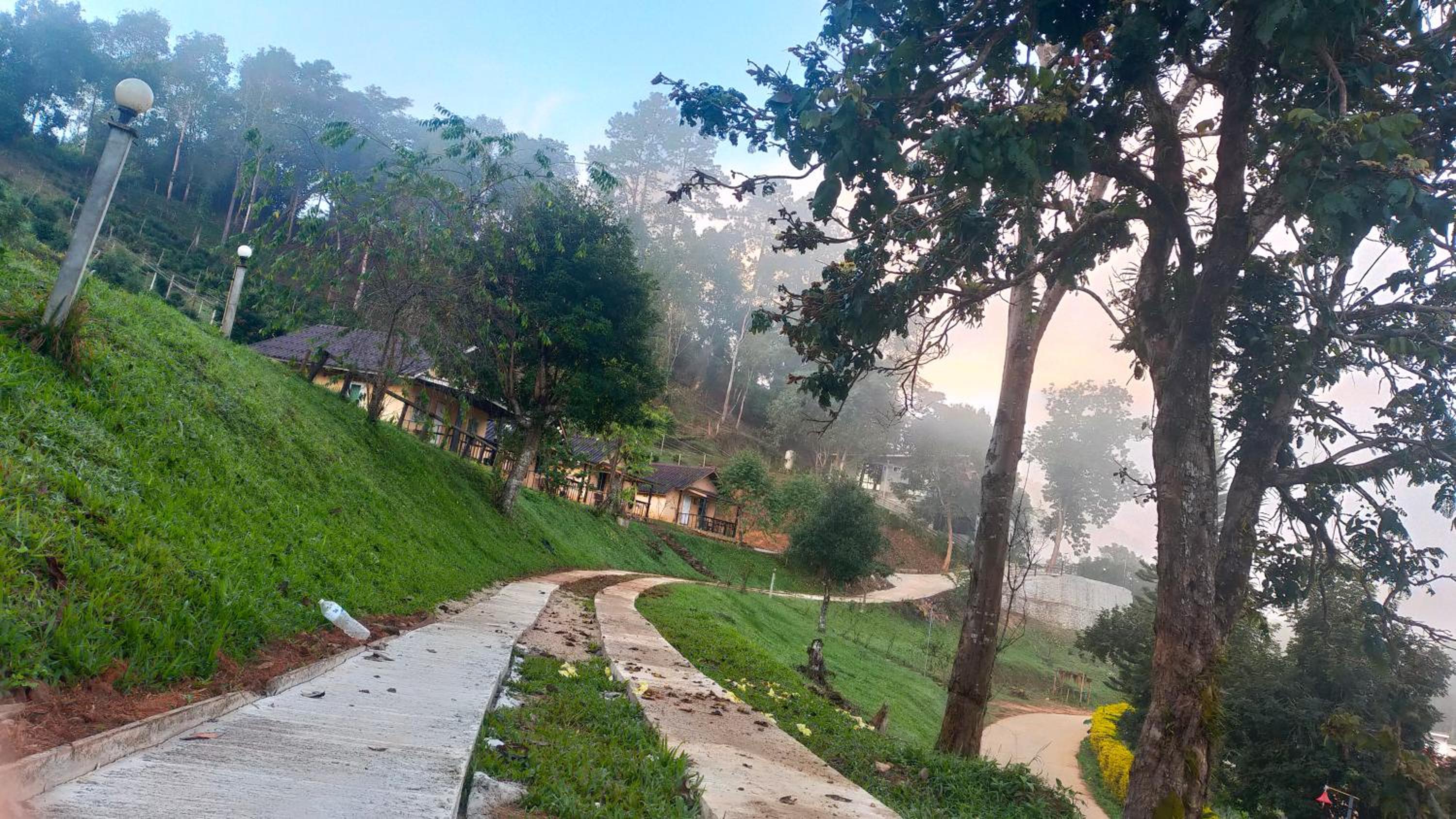 Mong Homestay Resort