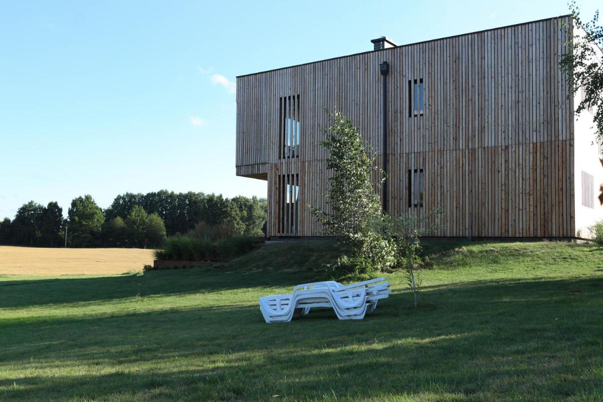 Photo 43