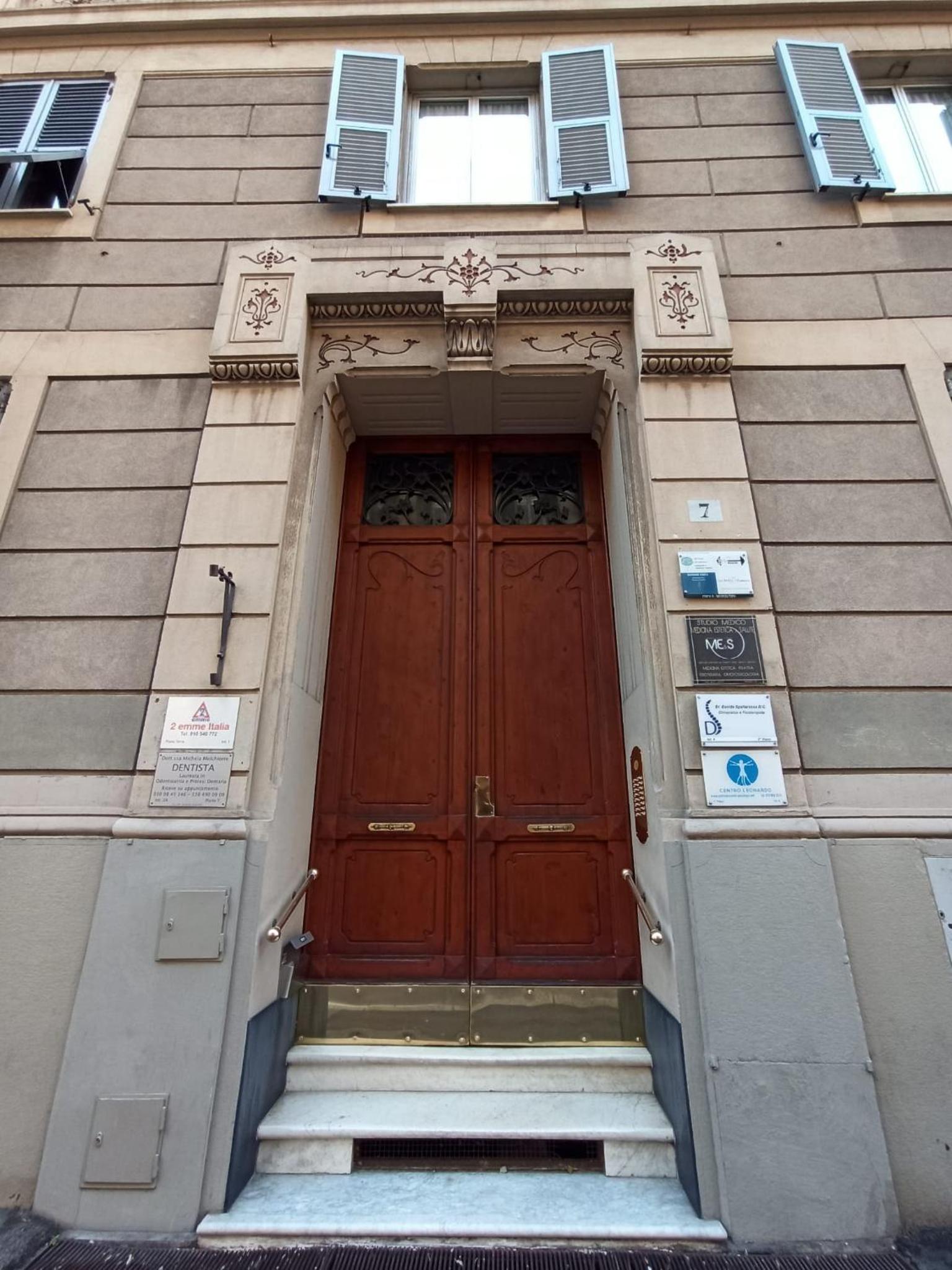 Paradise Suites - Brignole Station - Best Price Rooms - ALWAYS OPEN