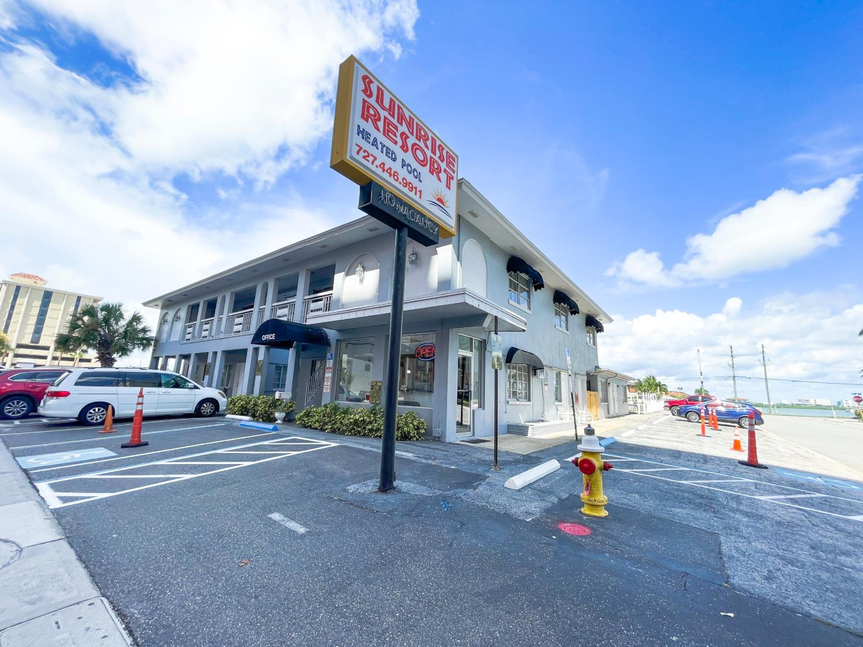 Sunrise Resort Motel South