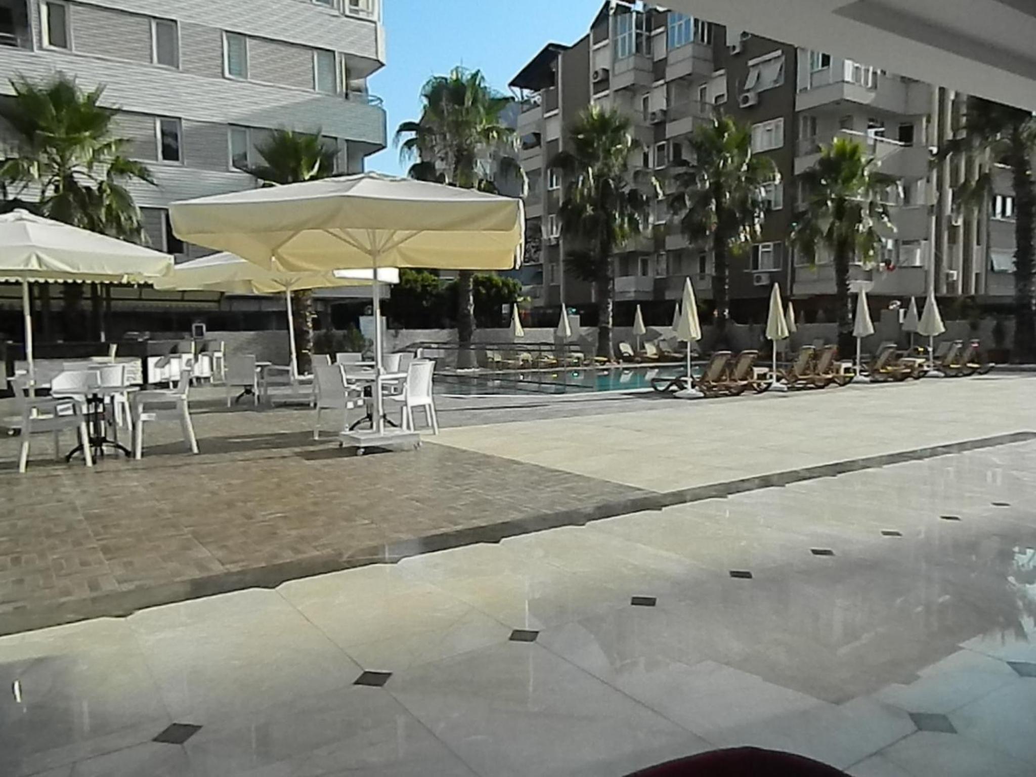 City Live Hotel - Image 52