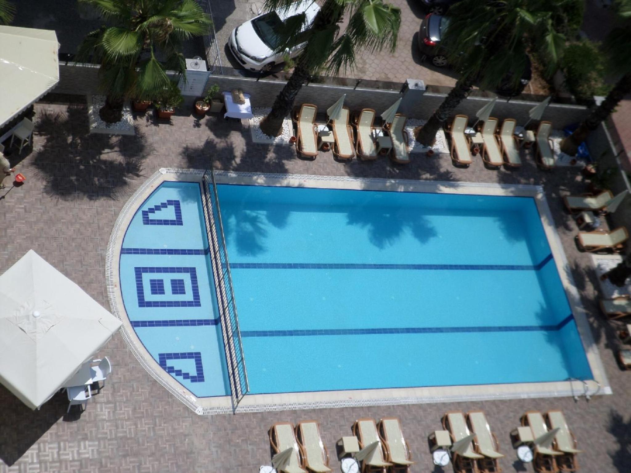 City Live Hotel - Image 32