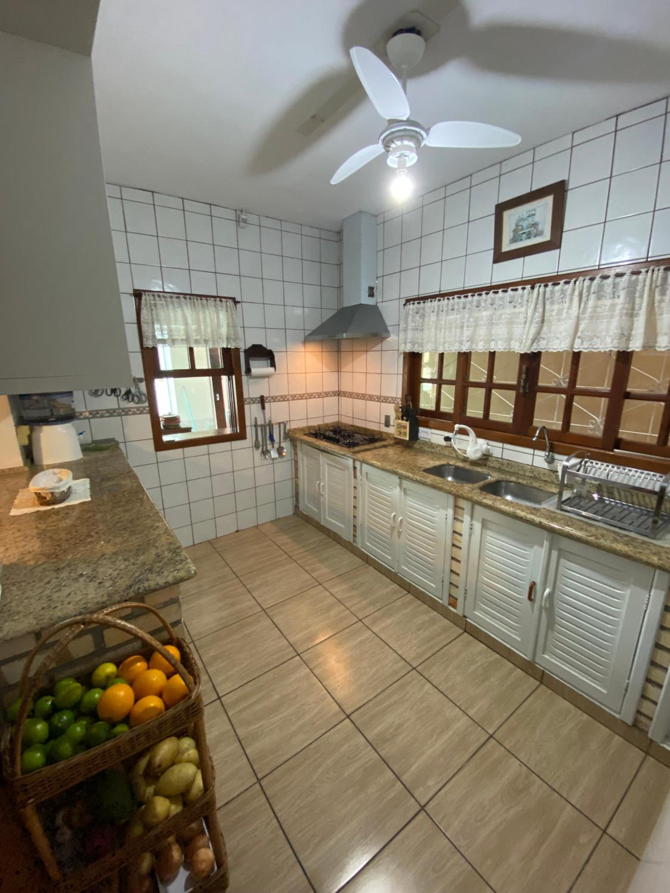Excelente casa com piscina na Praia de Ingleses