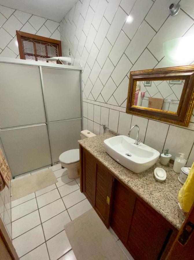 Excelente casa com piscina na Praia de Ingleses