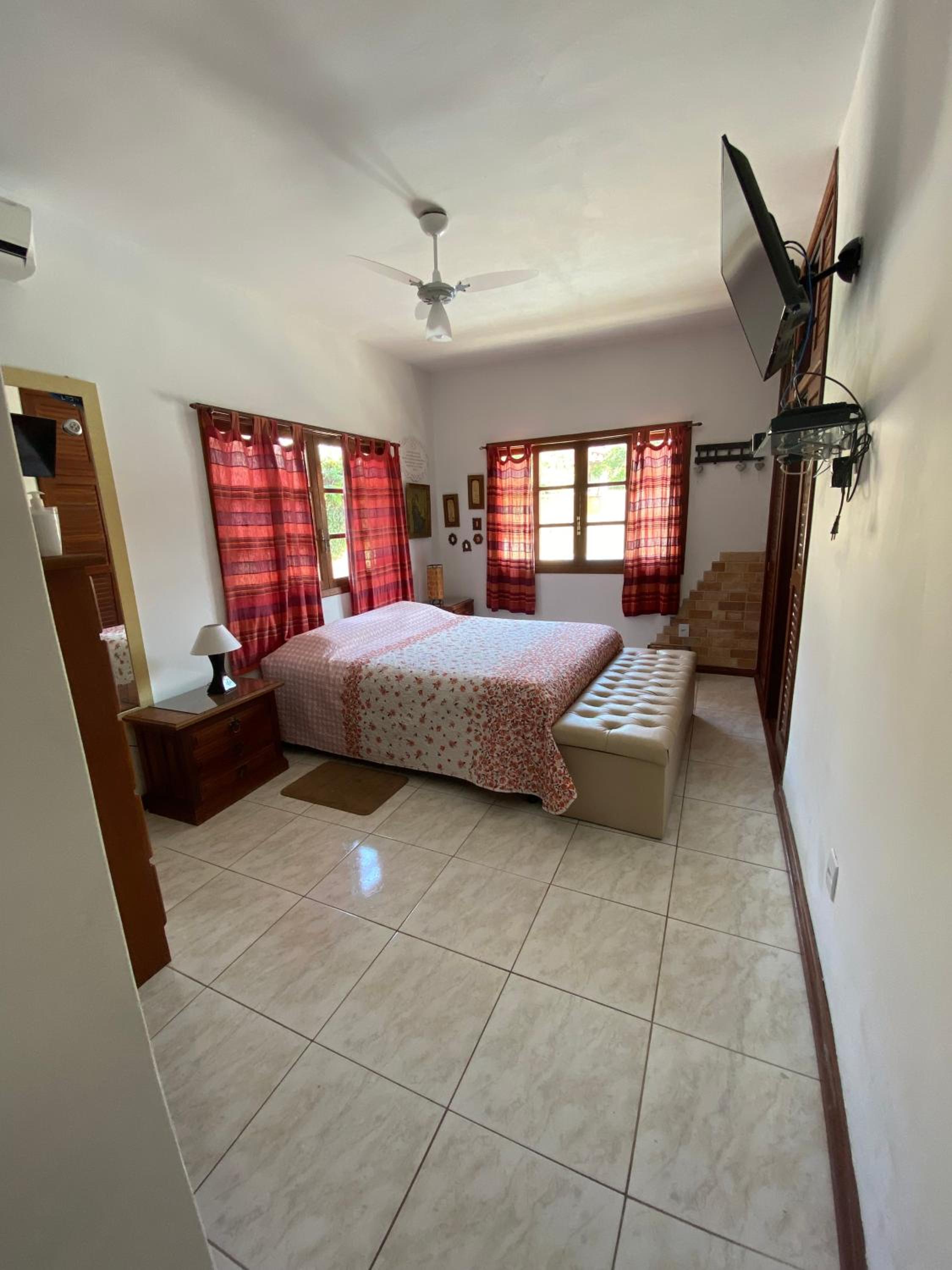 Excelente casa com piscina na Praia de Ingleses