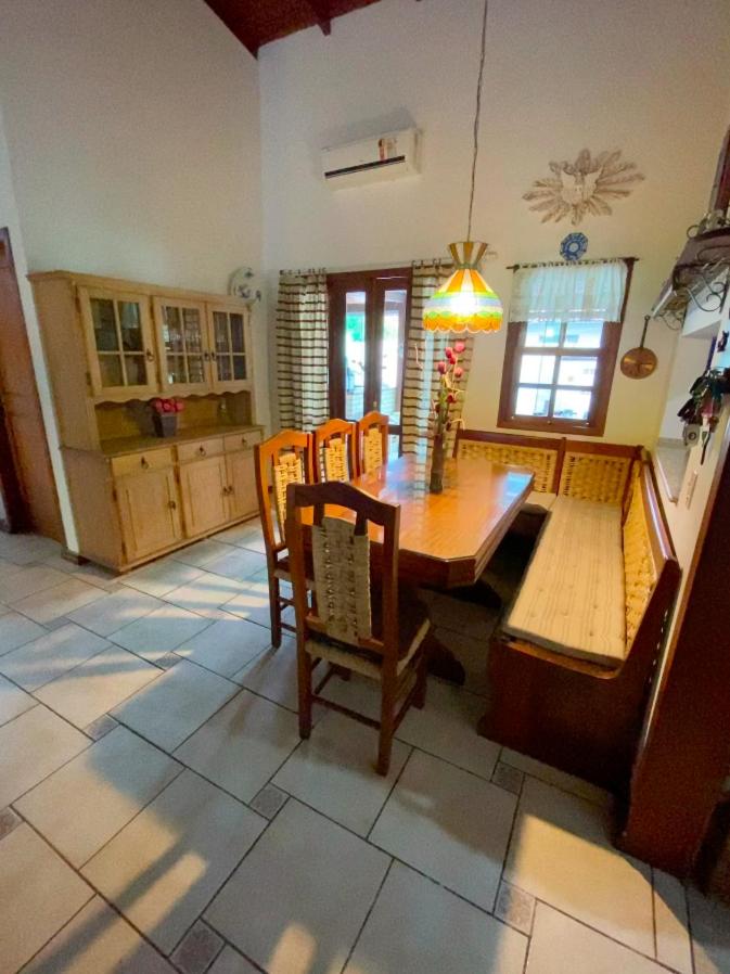 Excelente casa com piscina na Praia de Ingleses