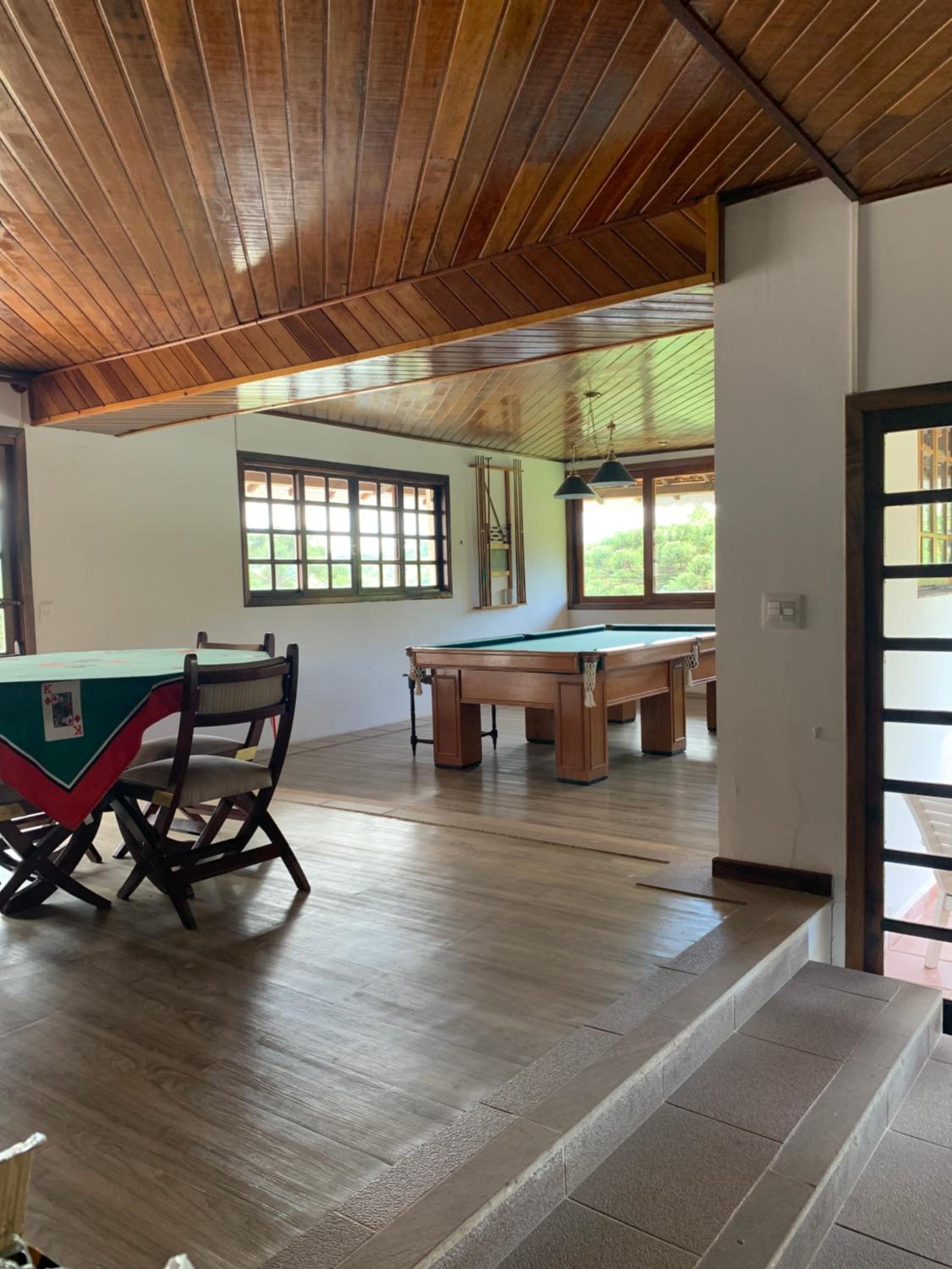 Casa centro Capivari 700m distância