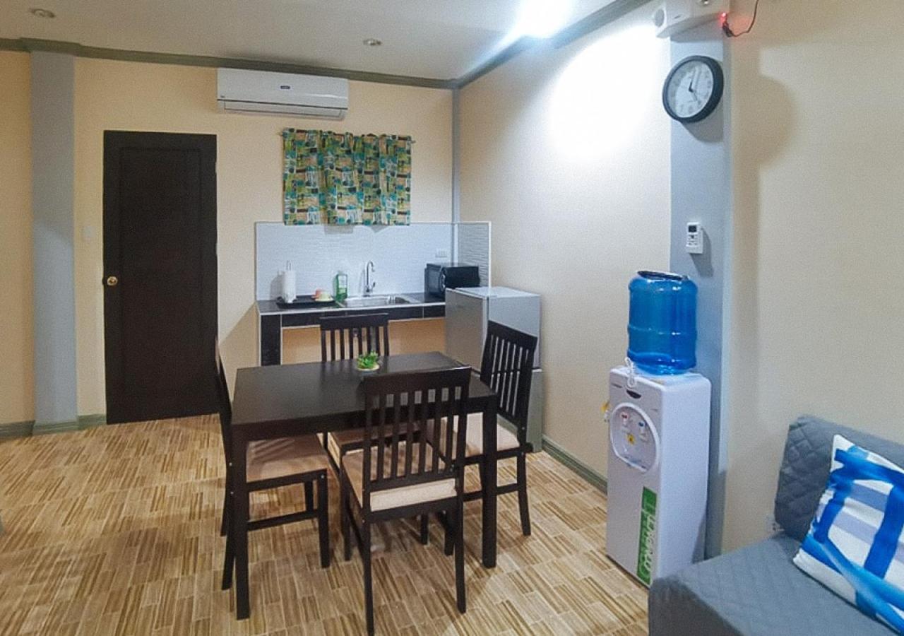AJ Residences Apartelle Camotes RedPartner view 4