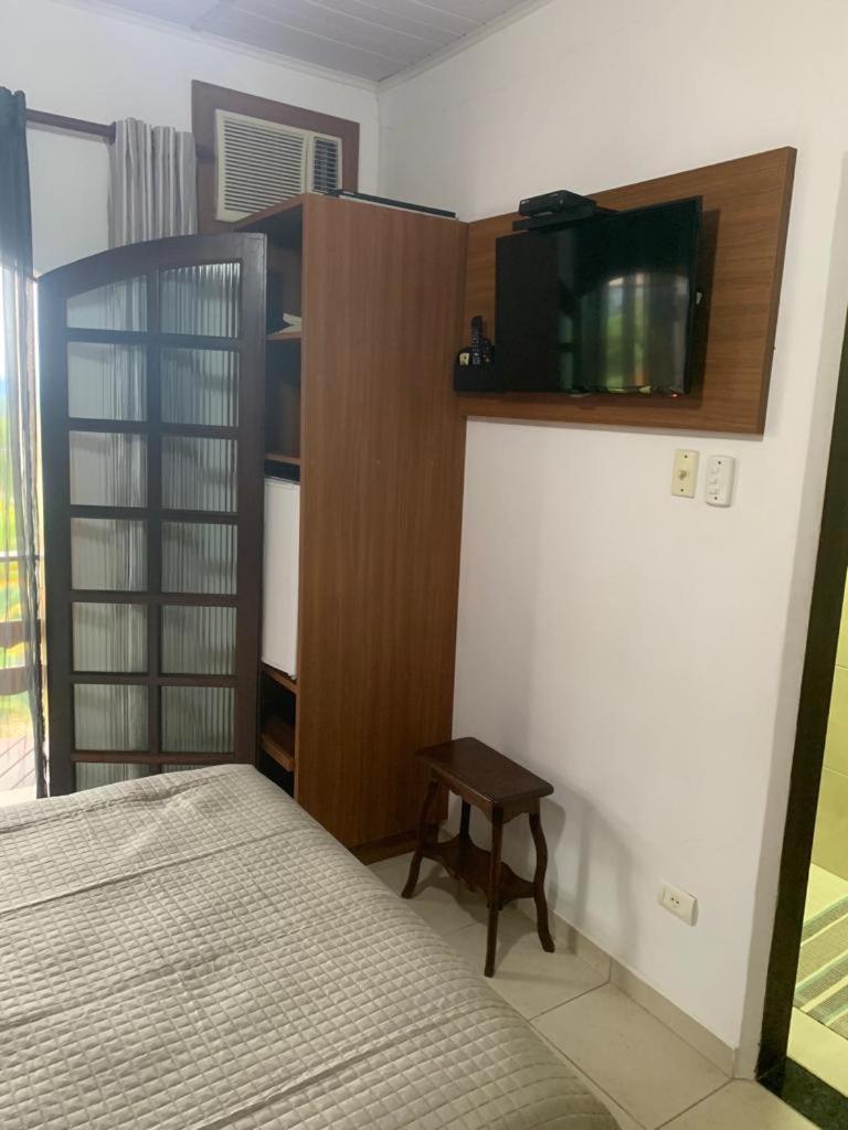 Casa em Ilhabela - Próxima à Praia do Curral