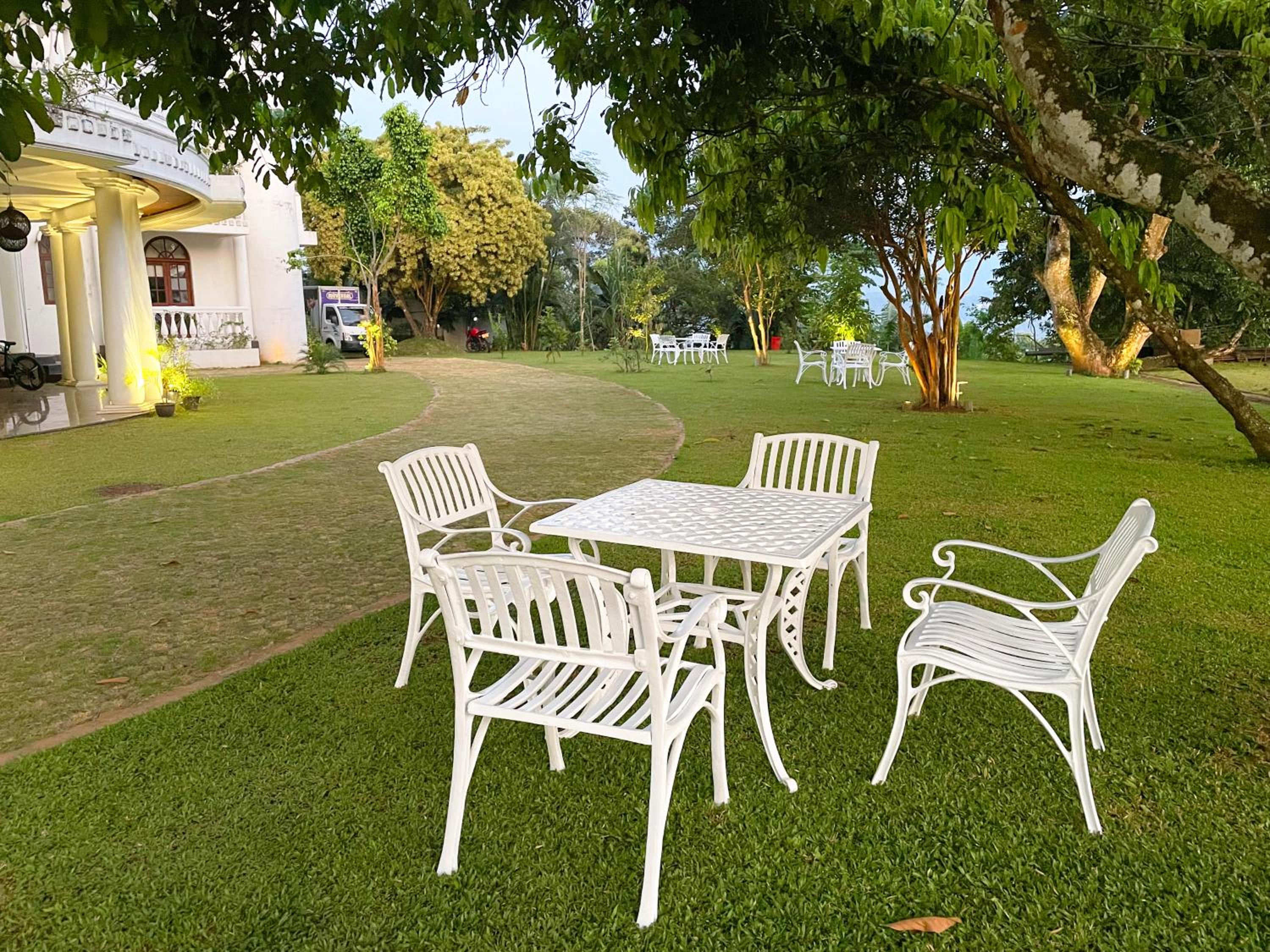Tiverton Homestay view 4