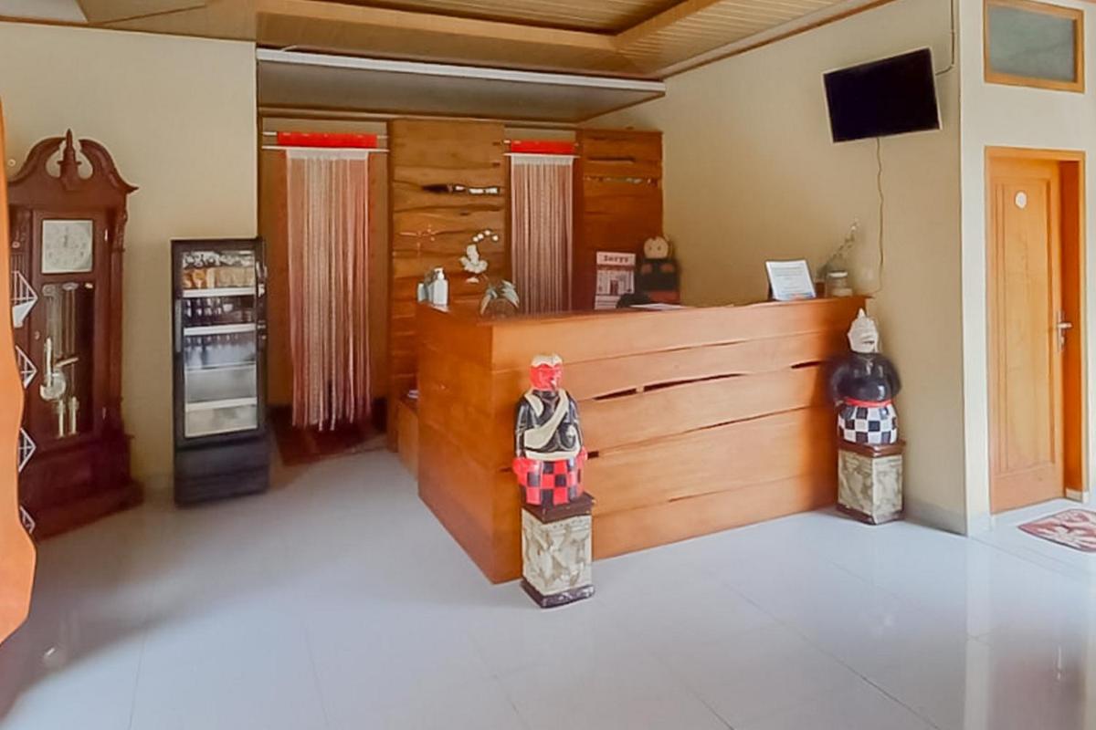 hotel reception