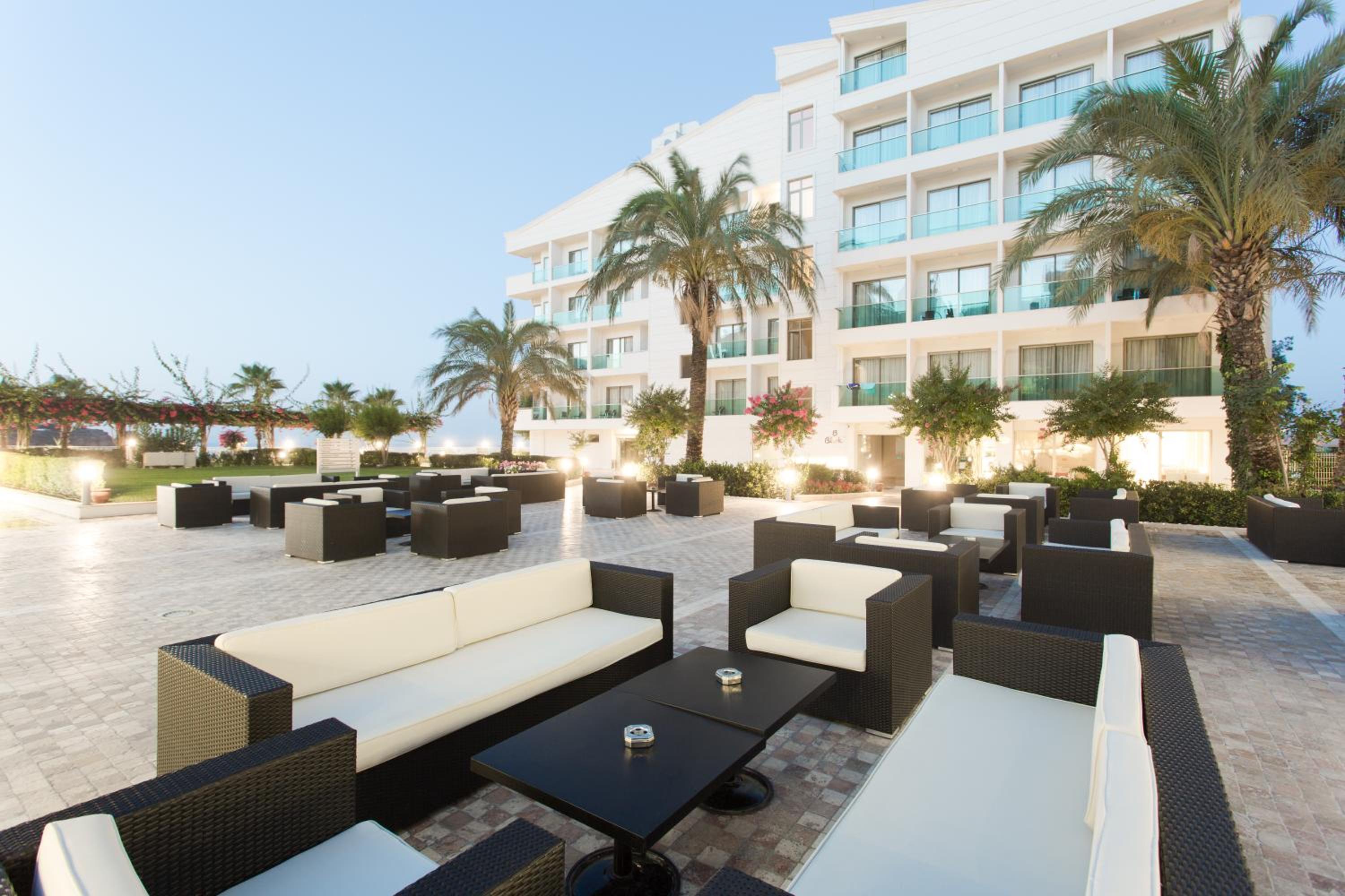 Falcon Otel - Image 11