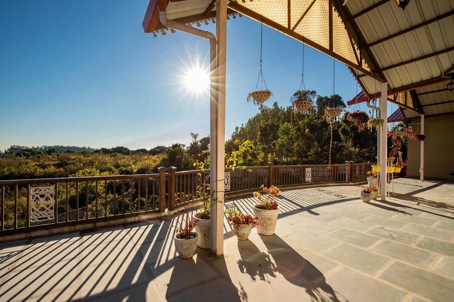 StayVista at SilverOaks Cottage