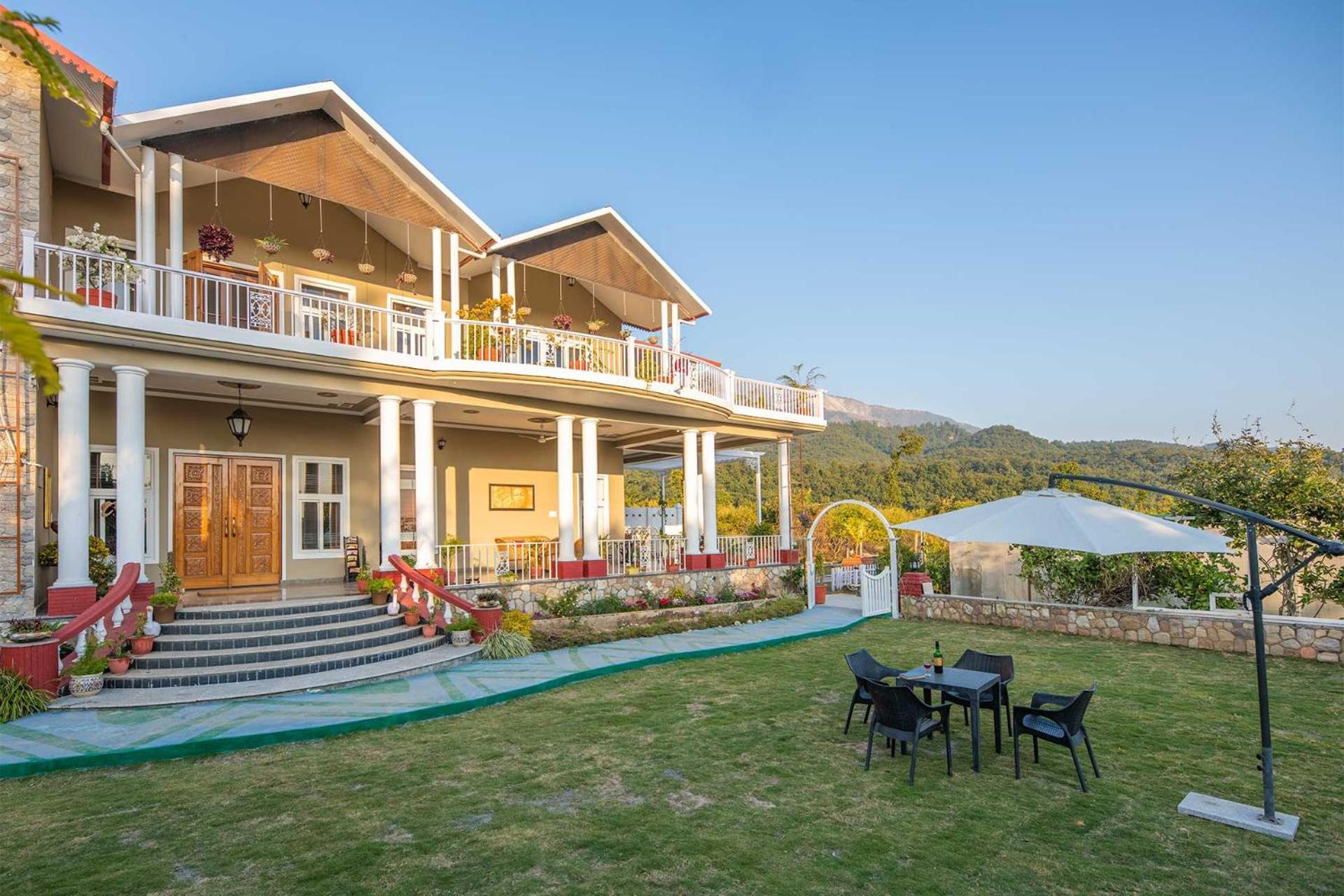 StayVista at SilverOaks Cottage
