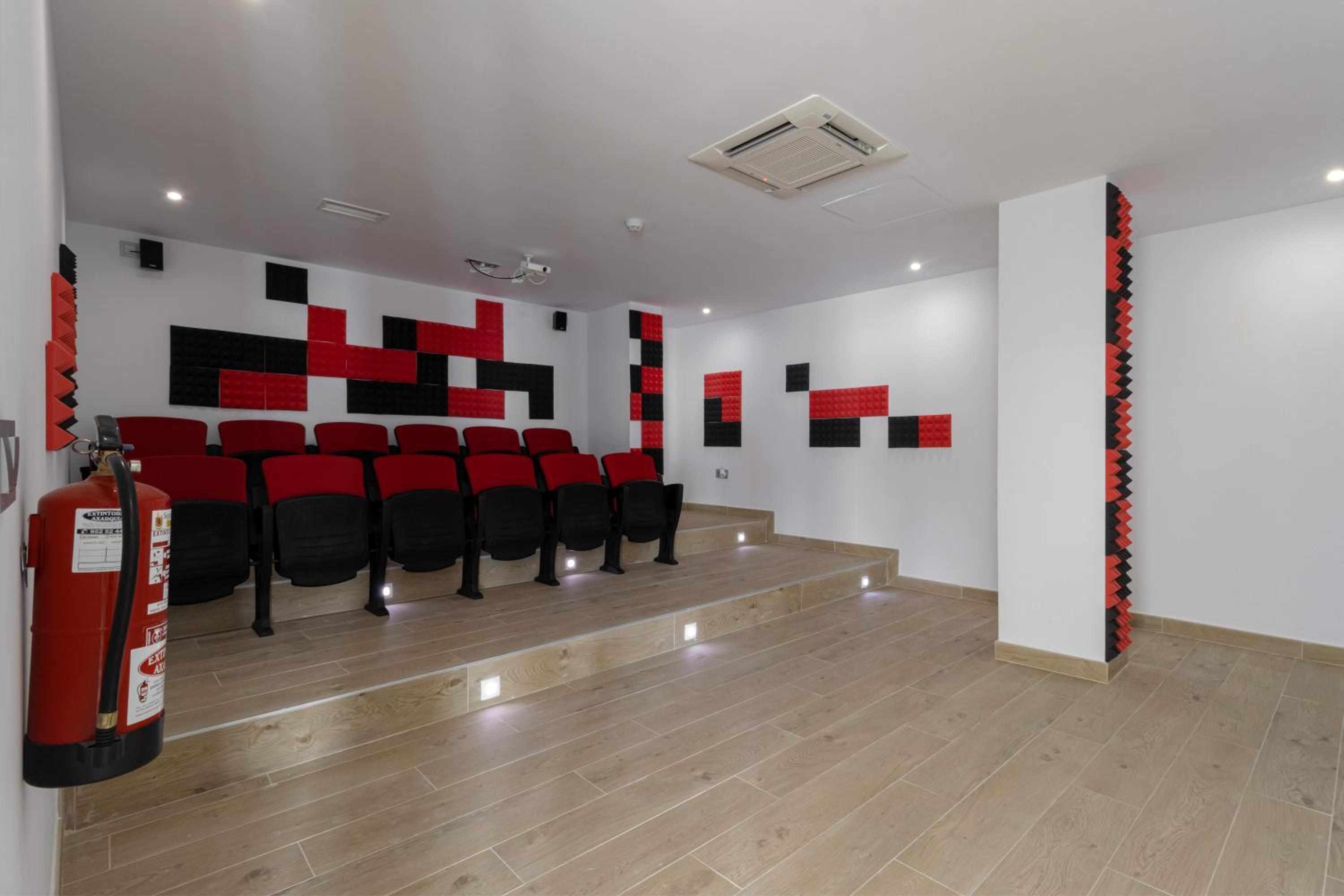 meeting & event spaces
