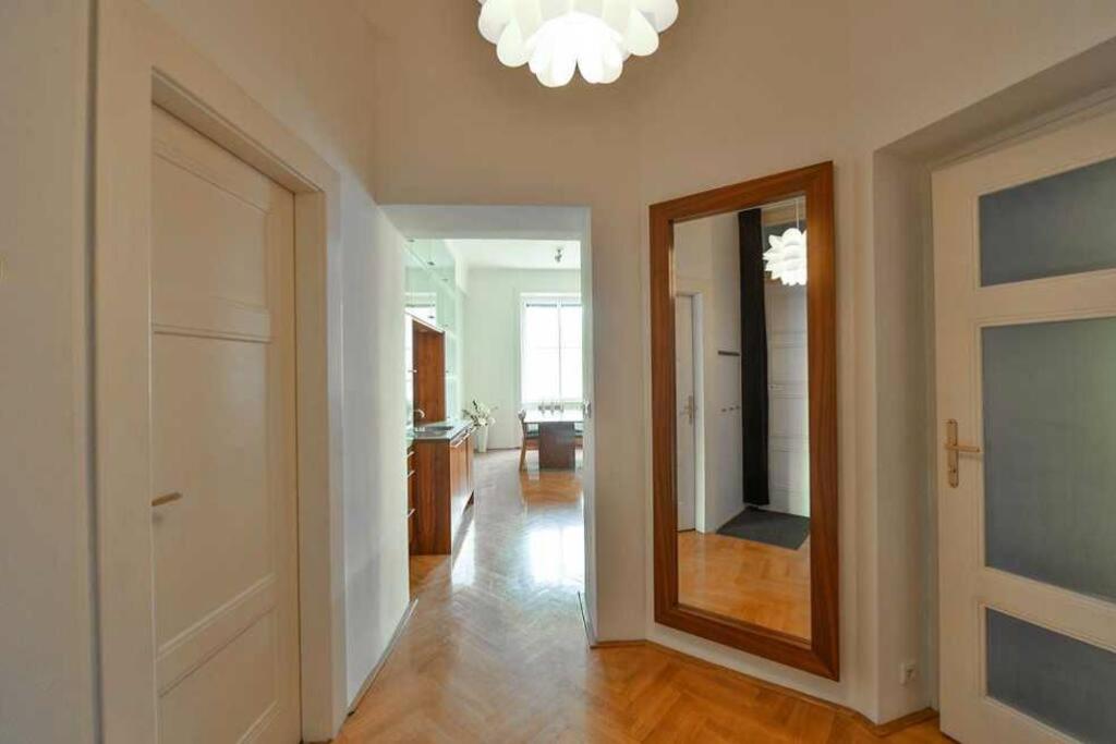 Elegant Old Town Apt with Balcony