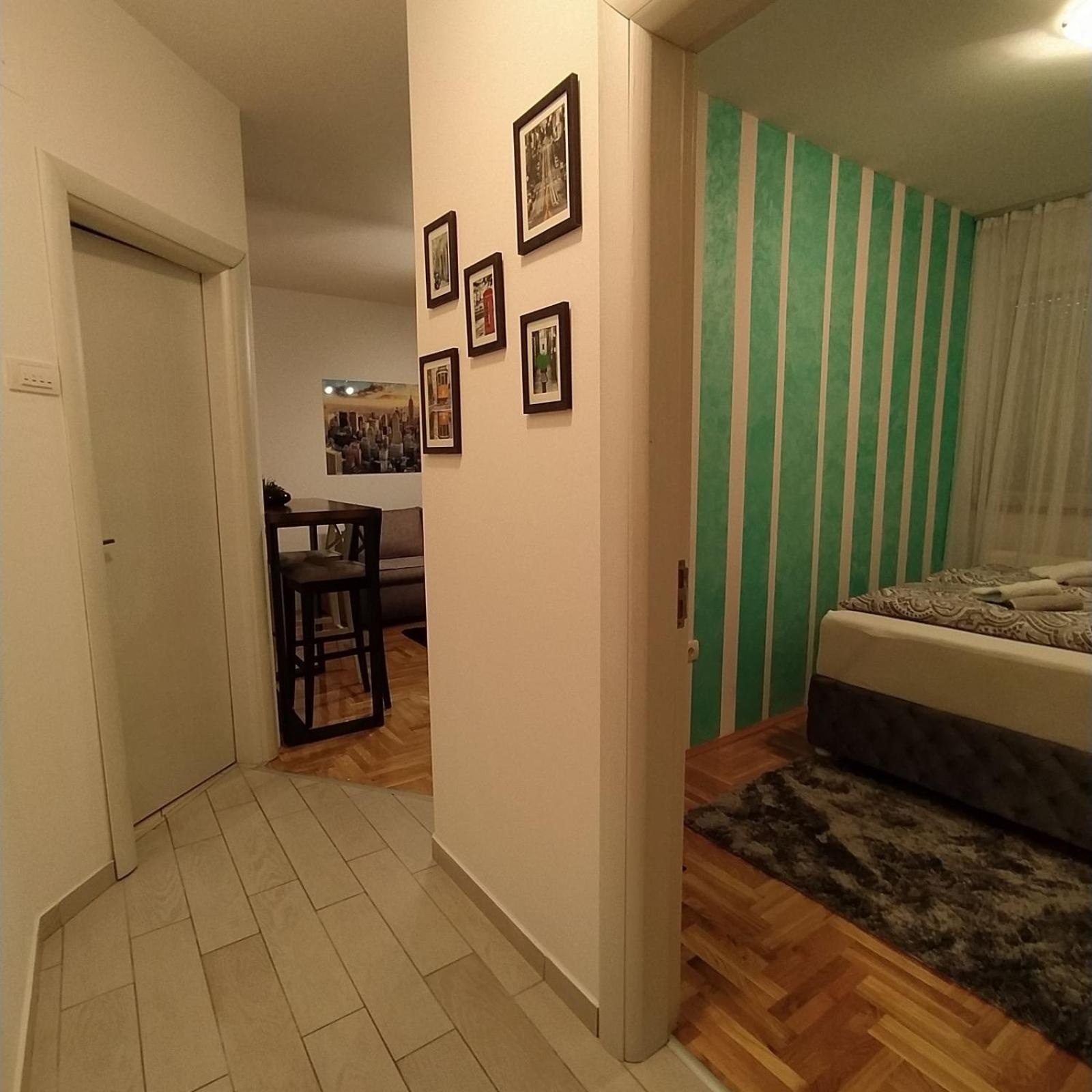 Photo 24