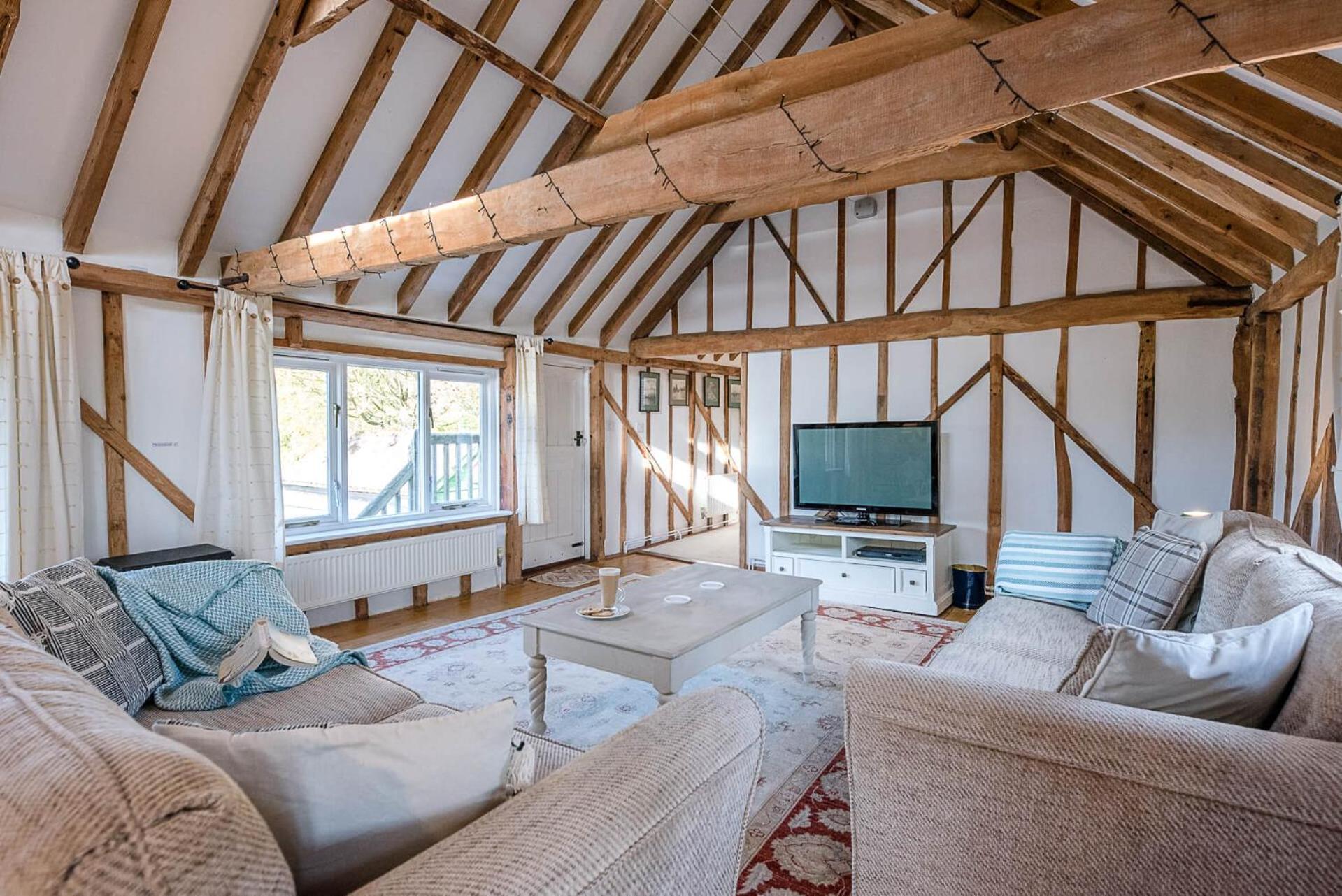 The Hayloft Boundary Farm, Framlingham view 4