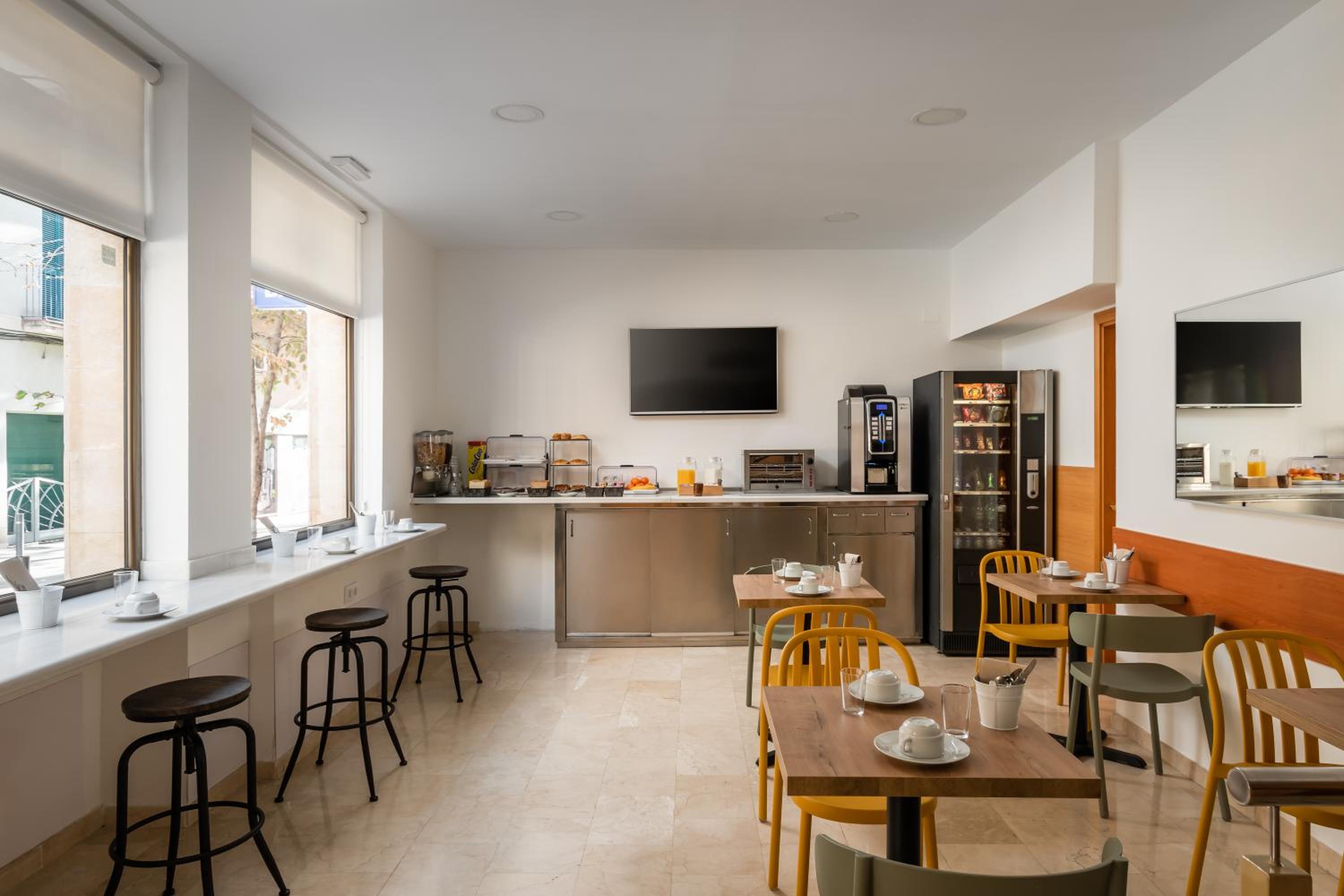 Hostal Baler