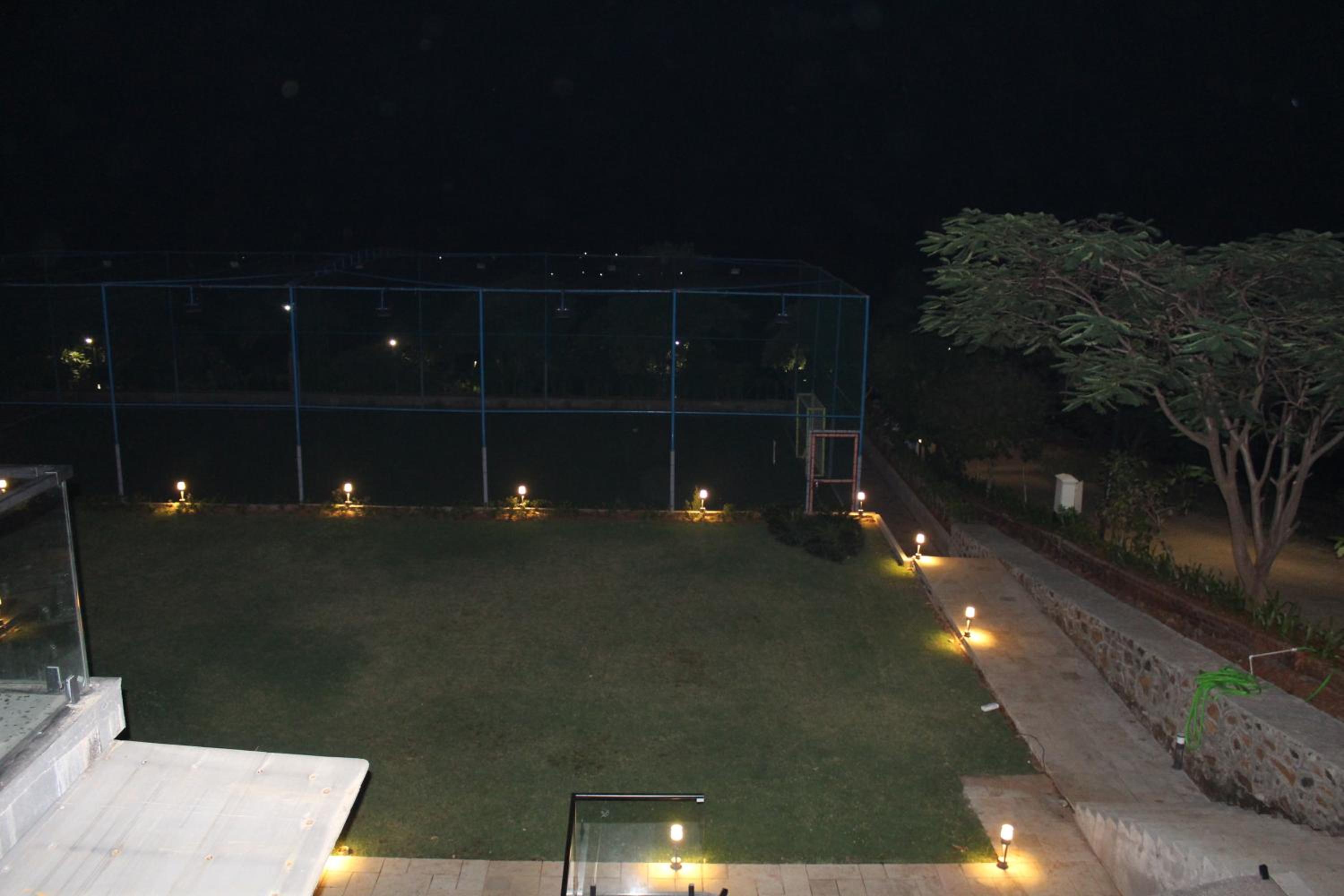 Photo 10