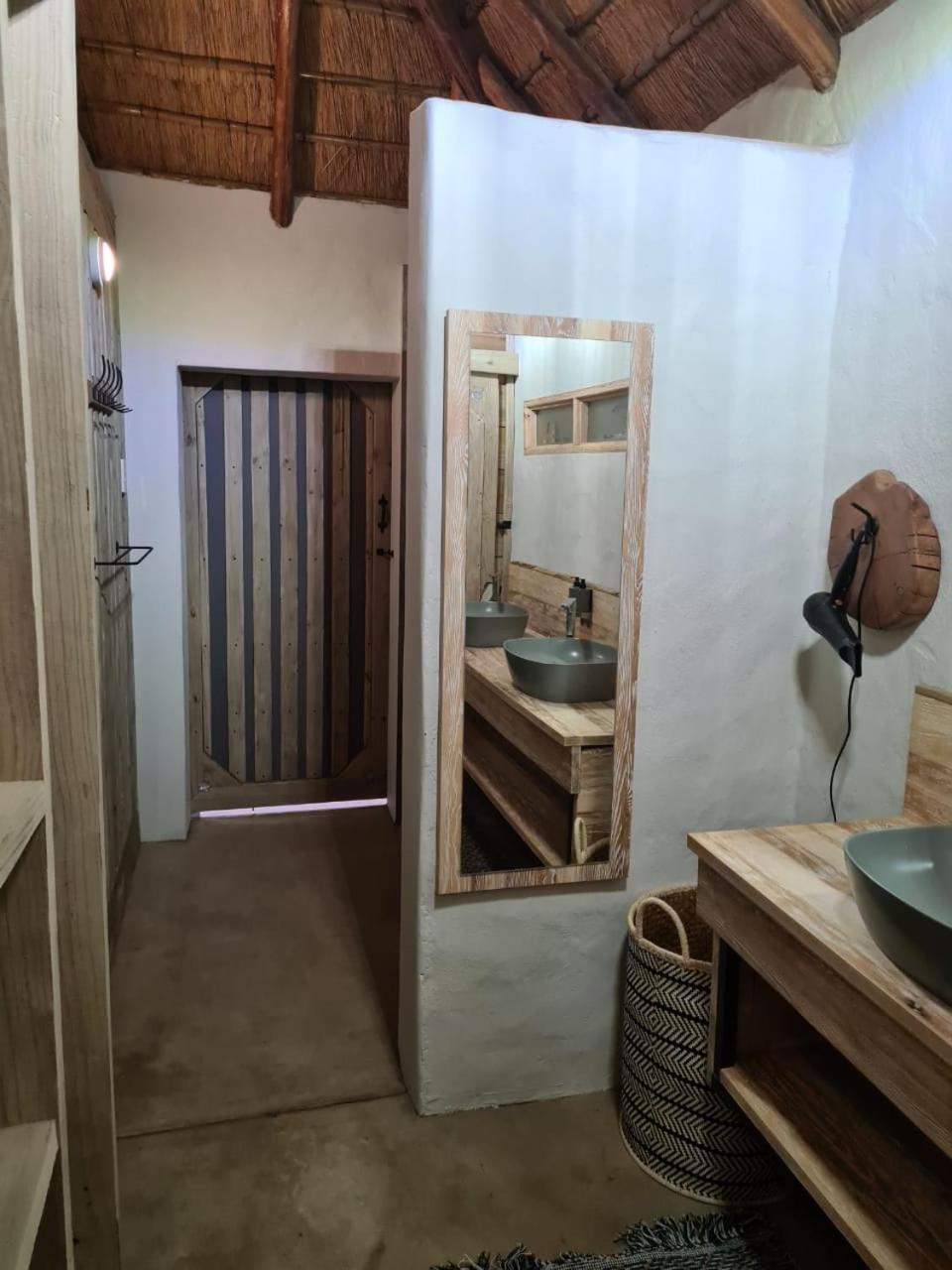 Bundox Safari Lodge