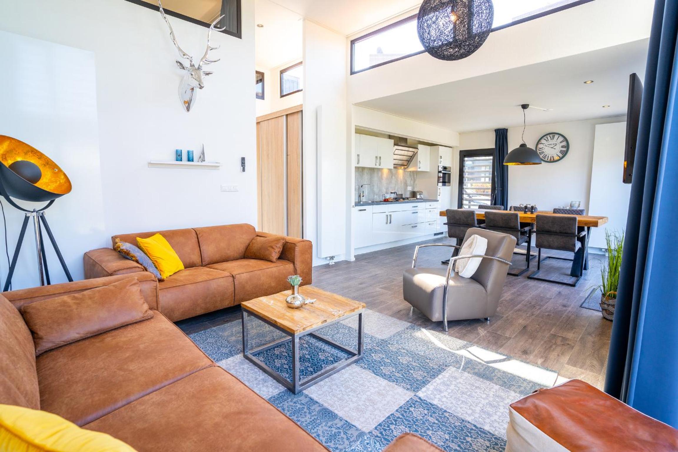 Excellent Cube mit Dachterrasse Meerblick und Strand