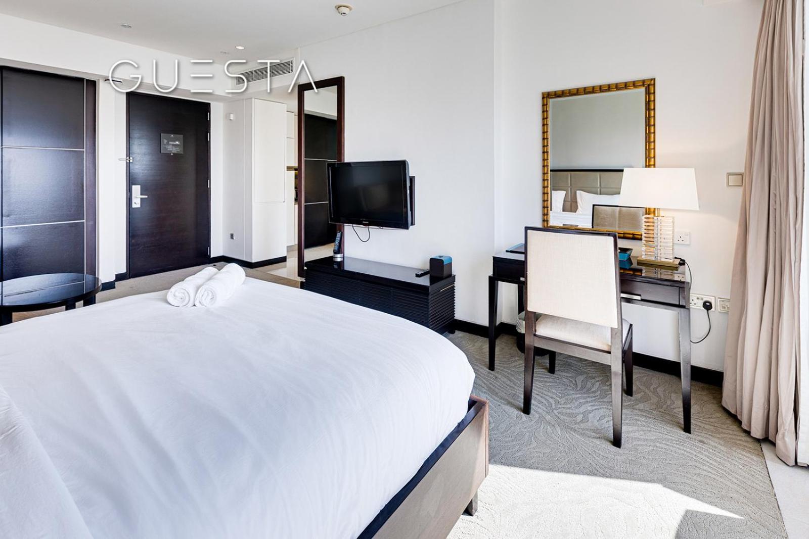 Address Marina Mall Apartments, Dubai Marina