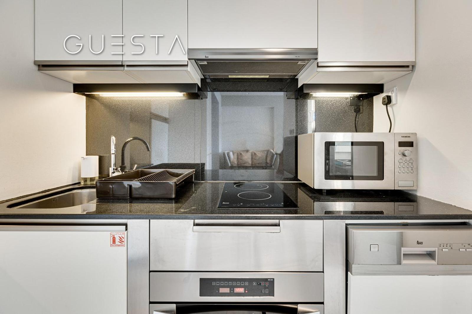 Address Marina Mall Apartments, Dubai Marina
