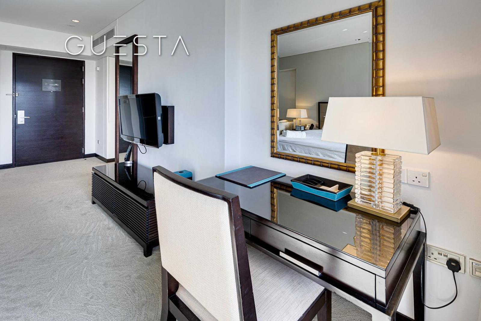 Address Marina Mall Apartments, Dubai Marina