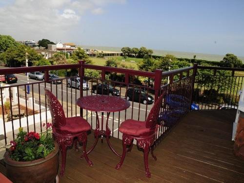 SmartsWay Hotel & Wellness